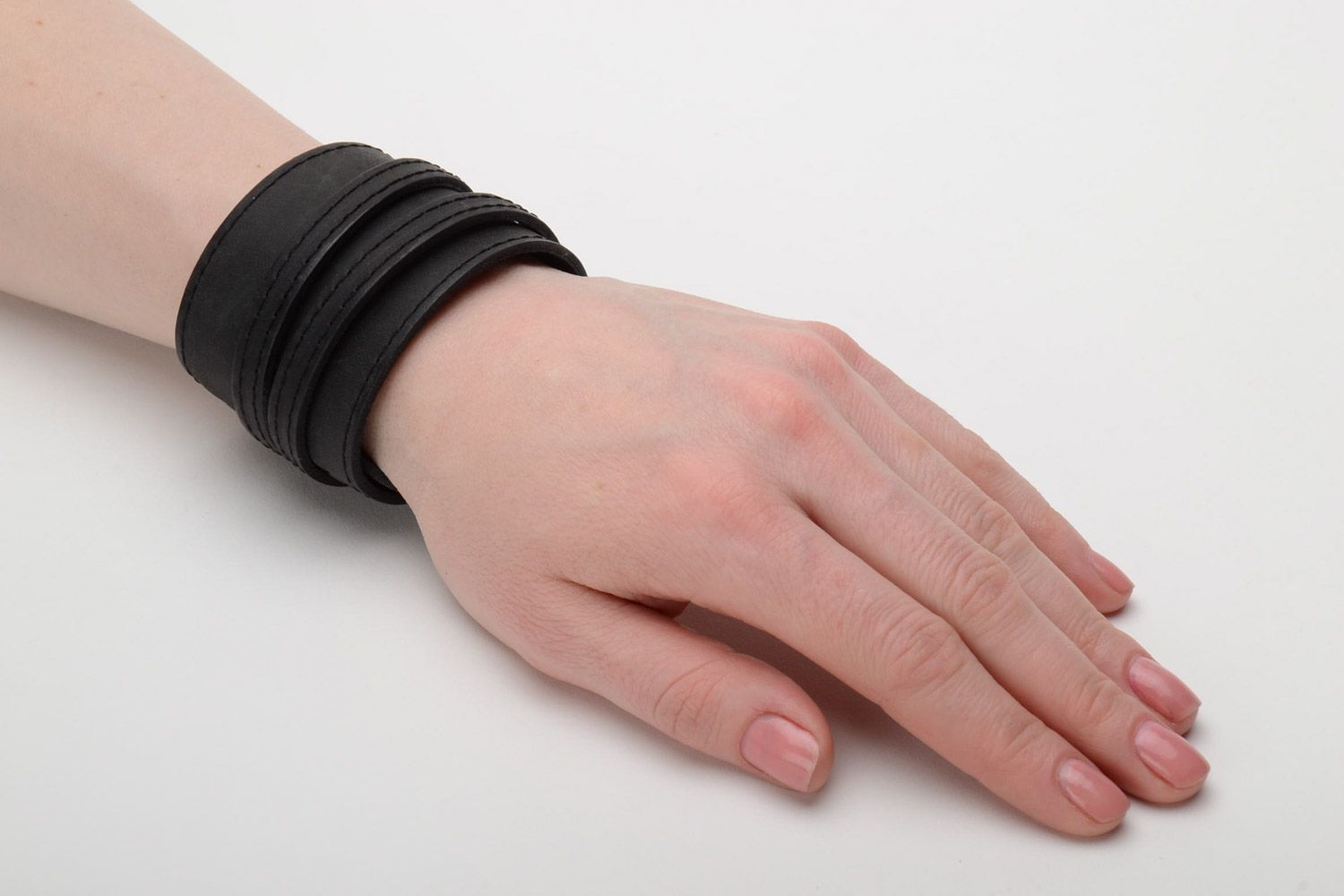 Stylish handmade black genuine leather wide bracelet wristband unisex photo 2