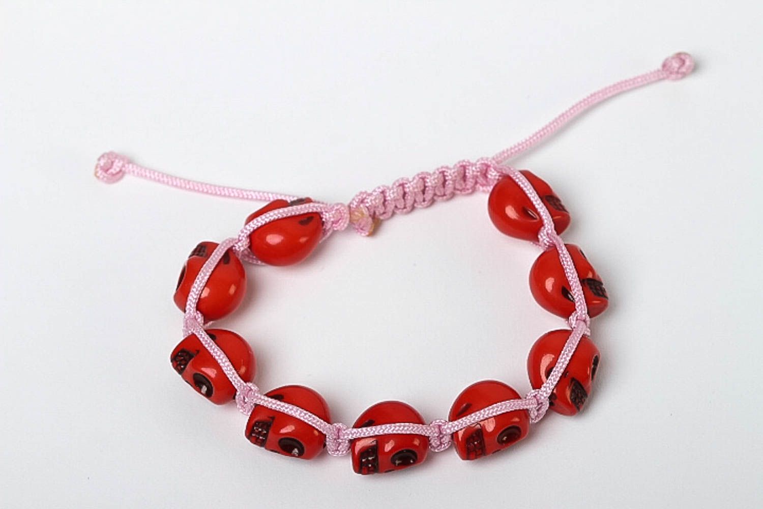 Bracelet mode Bijou fait main lacet rose perles rouges Accessoire femme photo 2