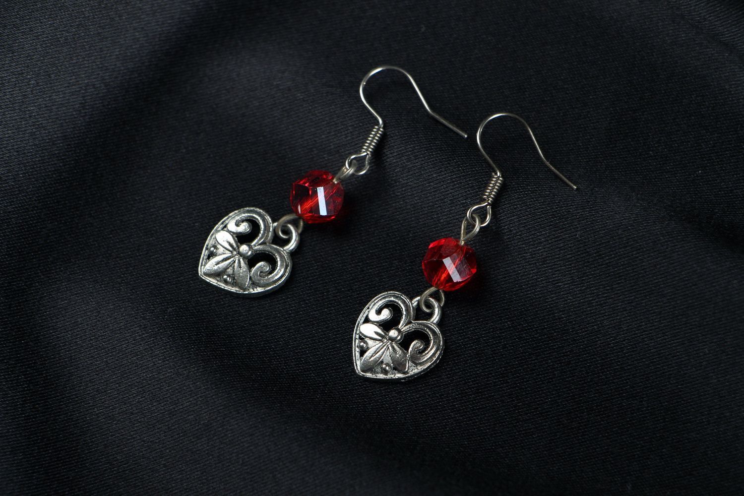 Metal earrings photo 1