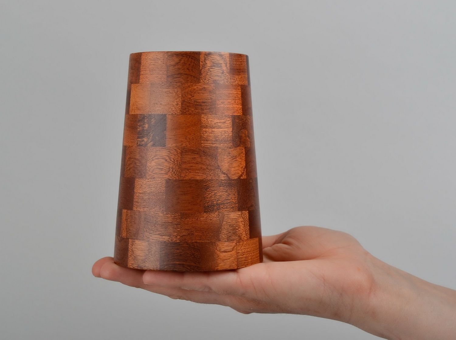 Vase aus Holz foto 5
