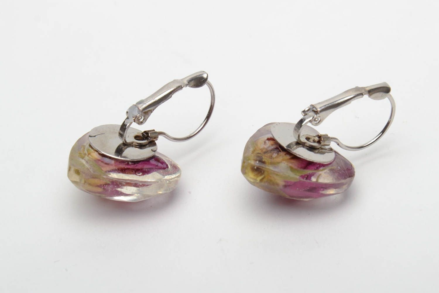 Heart-shaped earrings with natural flowers and epoxy resin photo 5