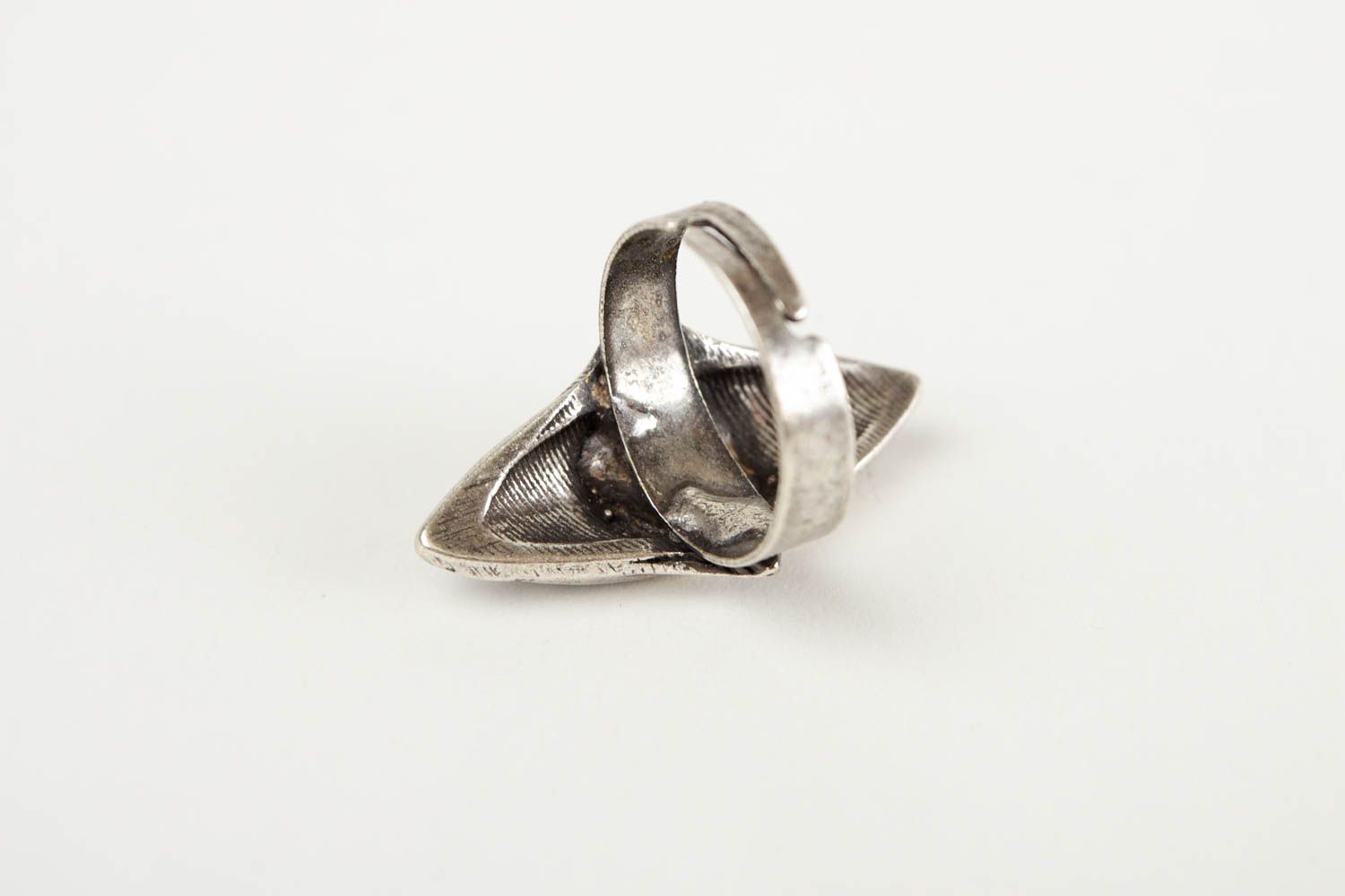 Кольцо ручной работы оригинальное металлическое украшение женский перстень фото 6