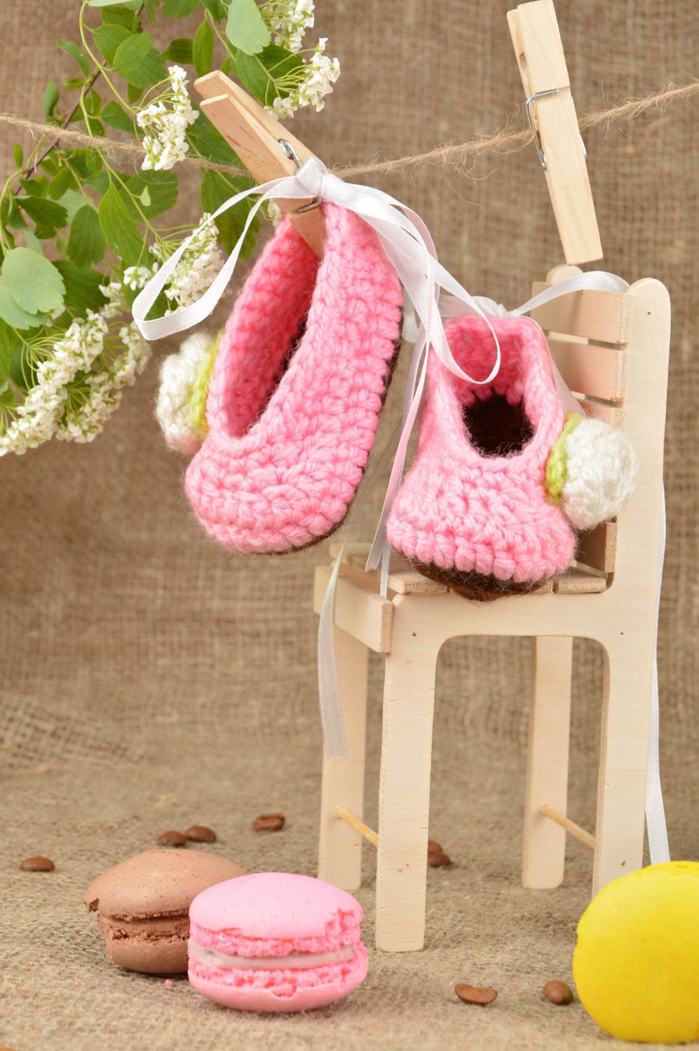 Chaussons bébé Pantoufle tricot roses faits main Accessoire bébé originaux photo 1