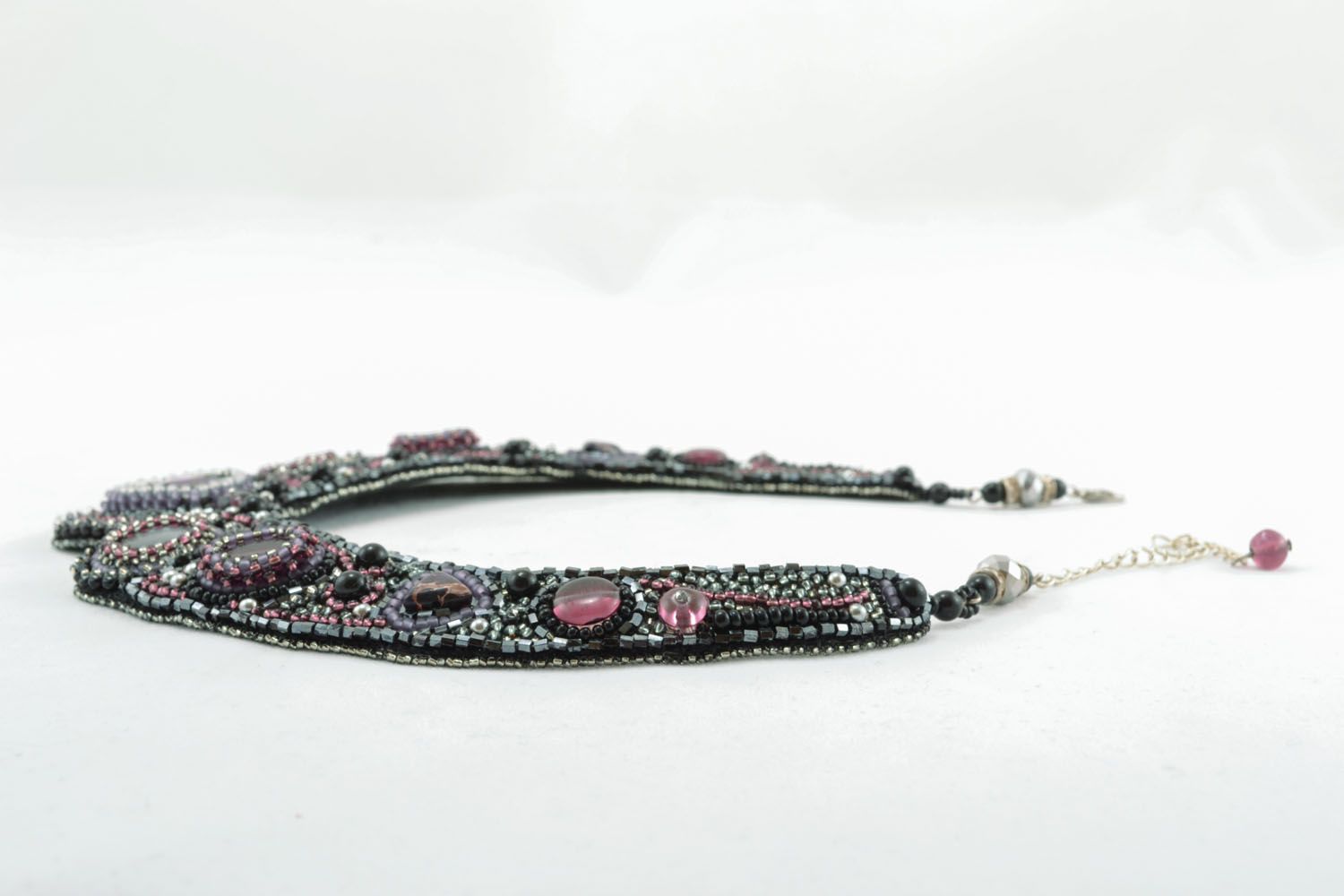 Evening necklace with natural stones photo 3