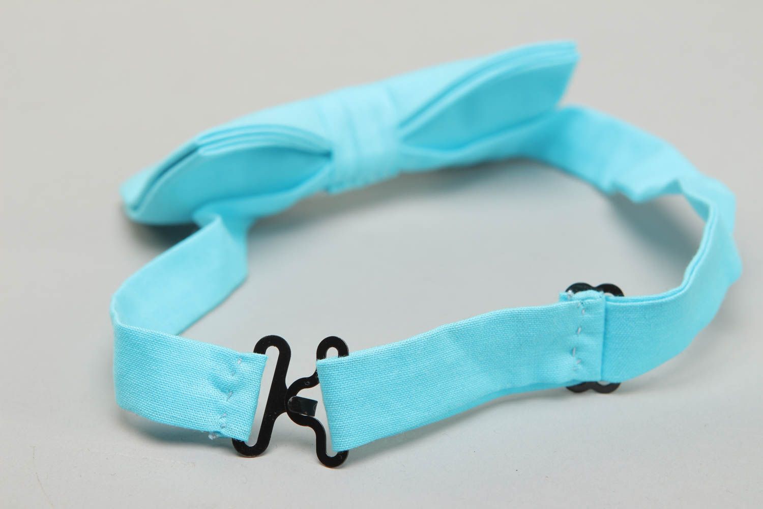 Blue fabric bow tie photo 3