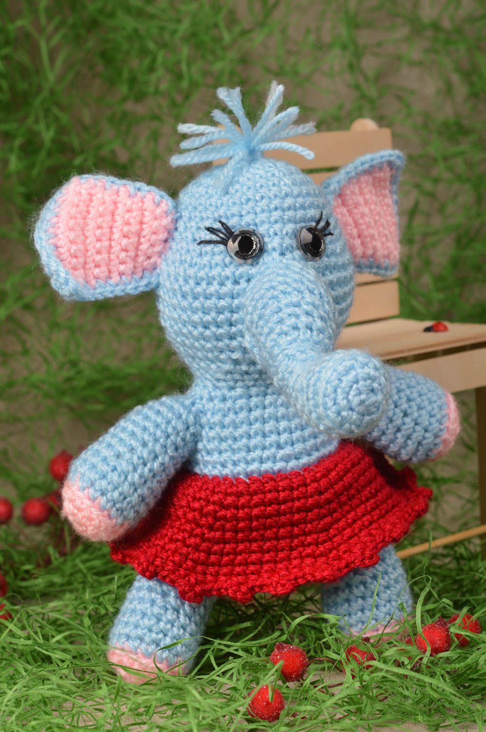 Jouet éléphant Peluche faite main tricotée au crochet bleu ciel Cadeau enfant photo 5
