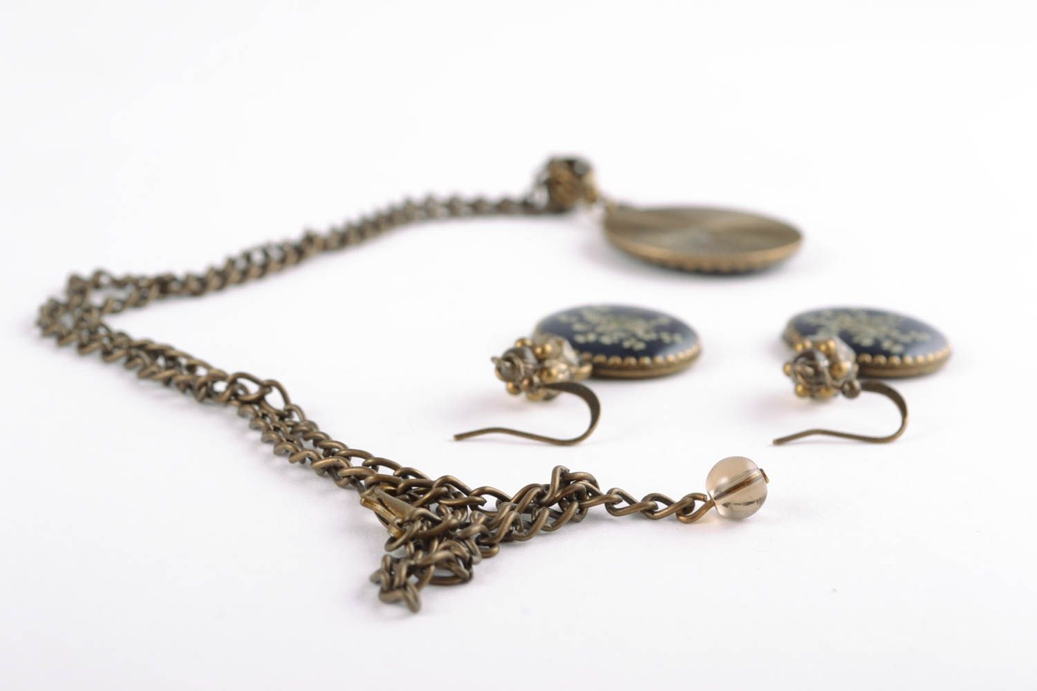 Botanical jewelry set of earrings and pendant photo 4