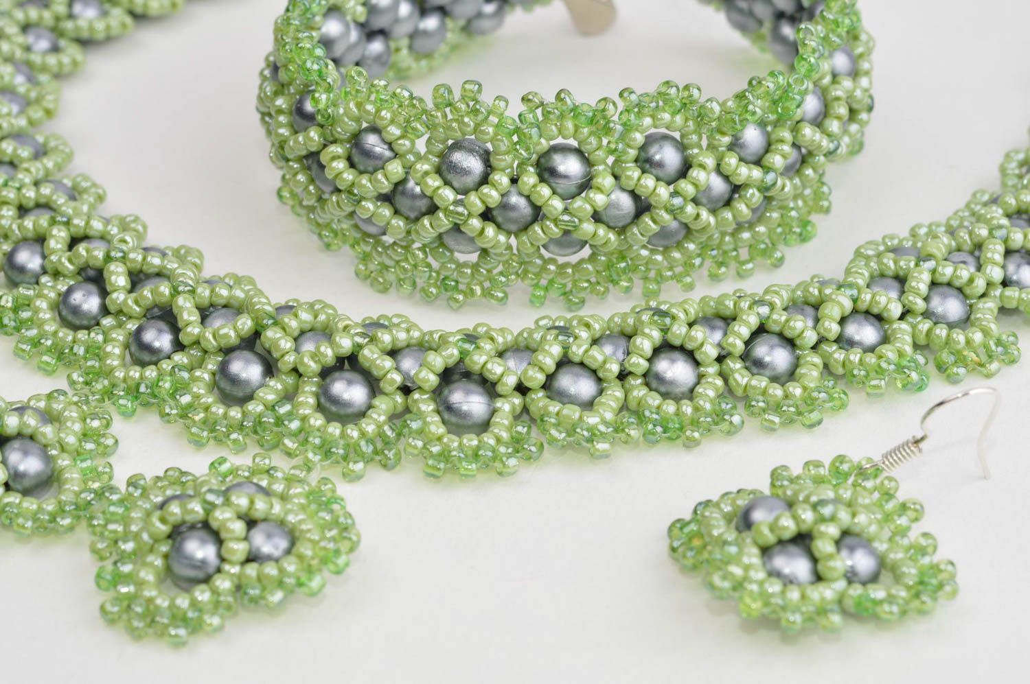 Collar artesanal pendientes de abalorios color verde brazalete original foto 5