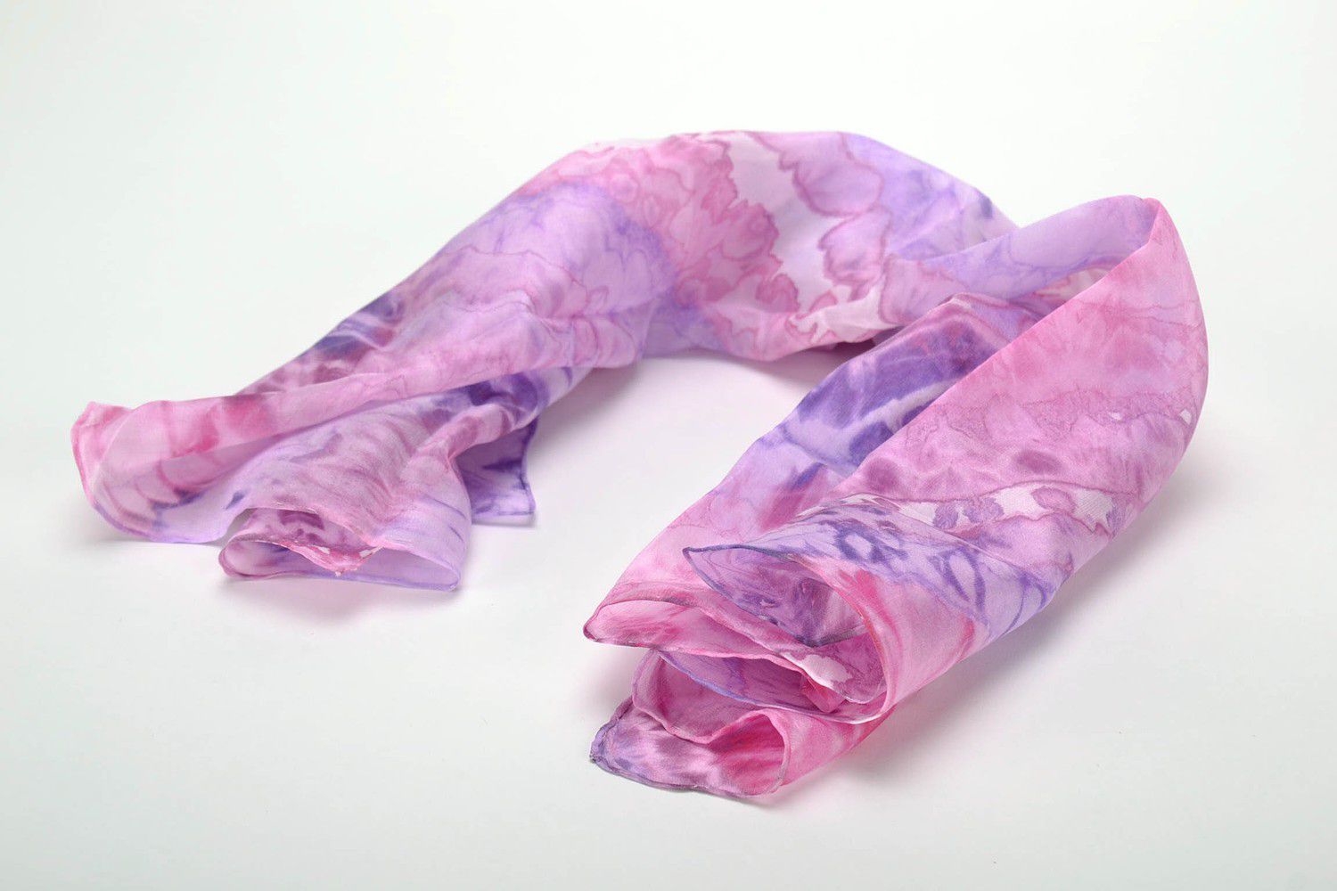 Pañuelo de seda de color lila foto 1