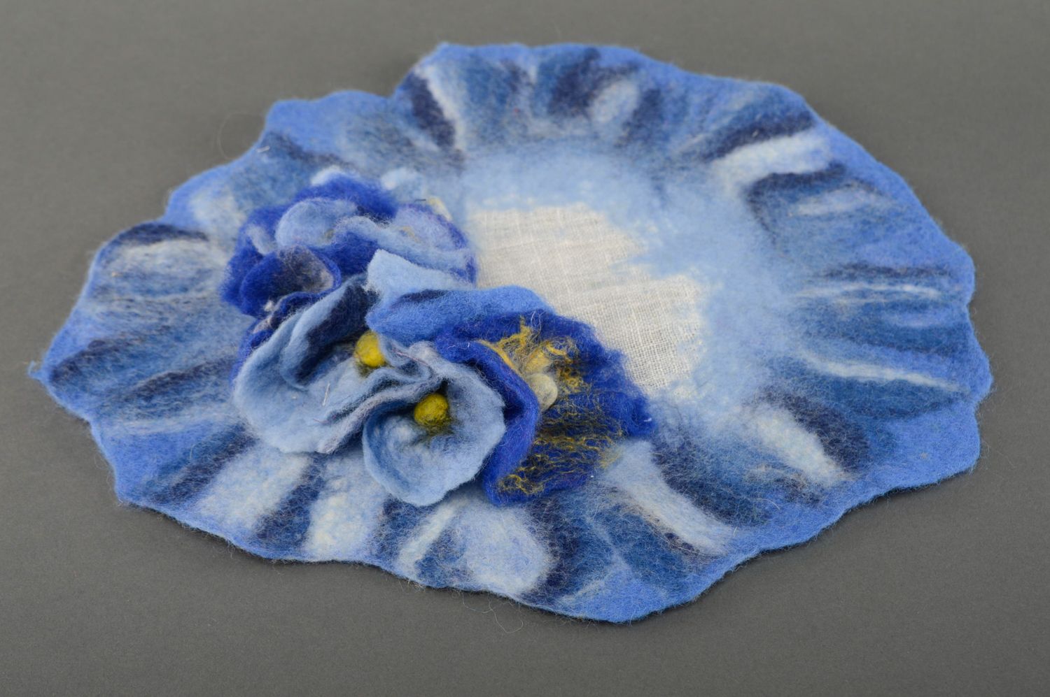 Unusual felted wool table napkin photo 1