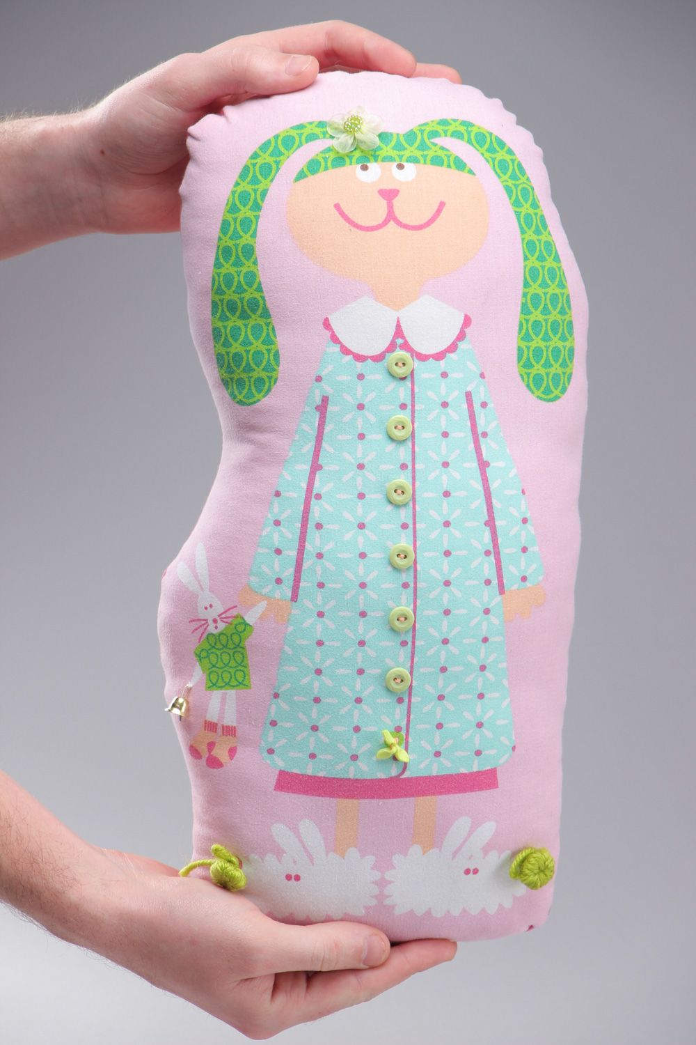 Handmade Sofakissen aus Baumwolle und Polyester mit dem Bild von Hasen für Kinder foto 4
