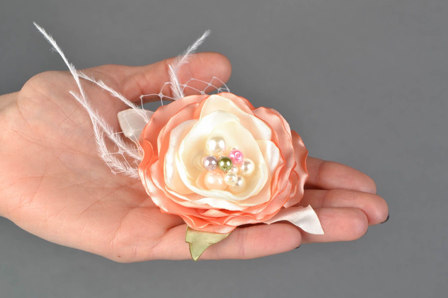 Jolie barrette à cheveux fleur en satin couleur pastel faite main pince photo 2