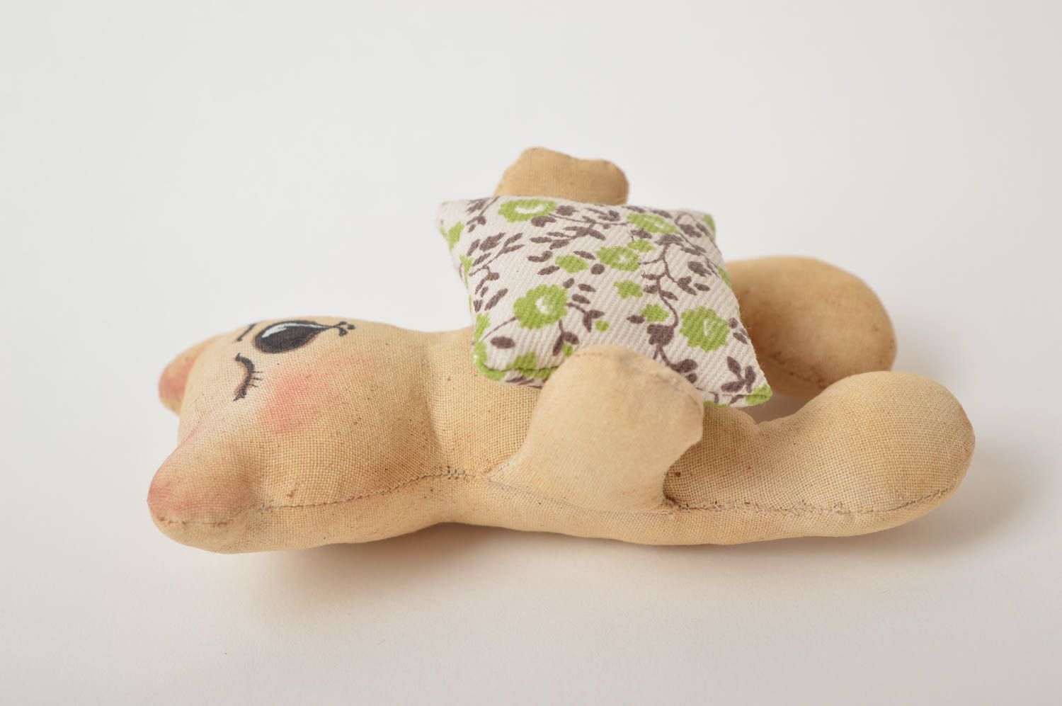 Jouet ours avec oreiller Peluche faite main en tissu Cadeau pour enfant photo 4
