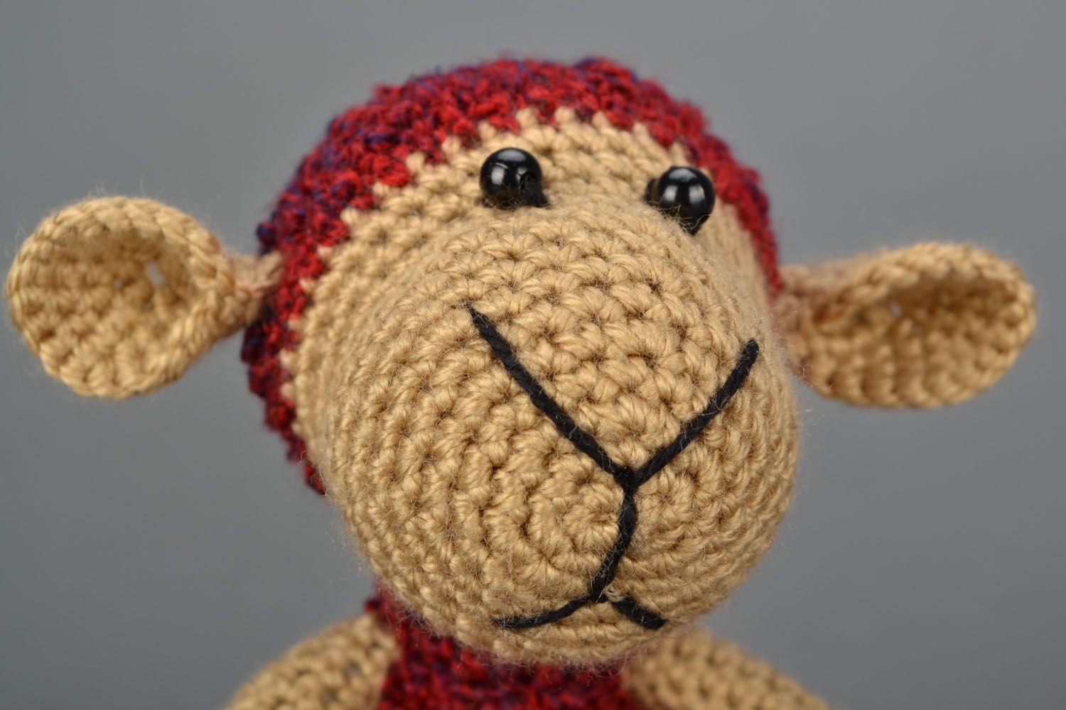Jouet tricot au crochet Agneau original photo 3