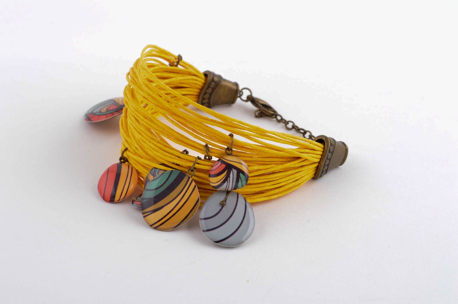 Браслет ручной работы браслет из шнура с подвесками дизайнерское украшение фото 2