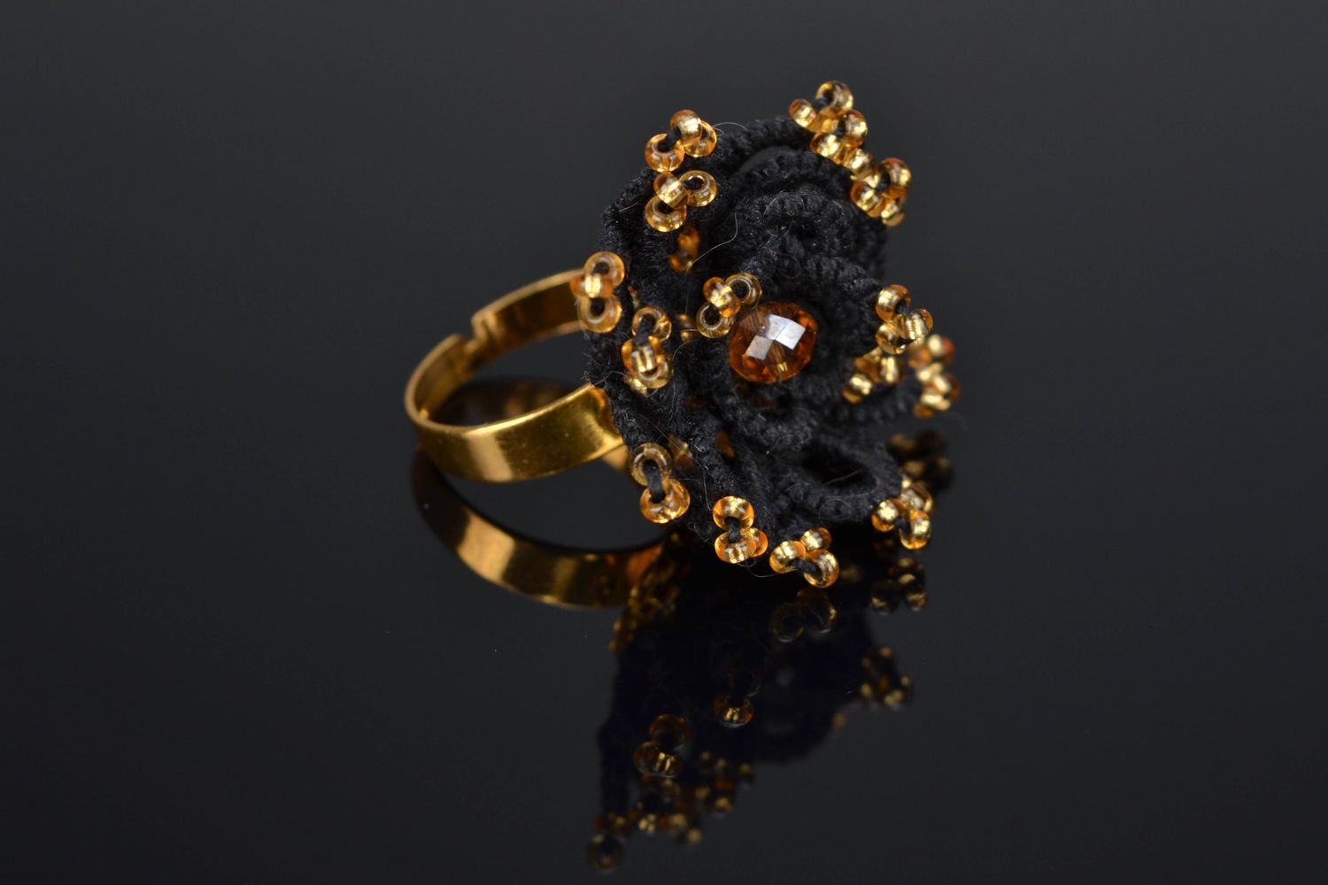 Металлическое кольцо с цветком в технике фриволите Шик фото 1