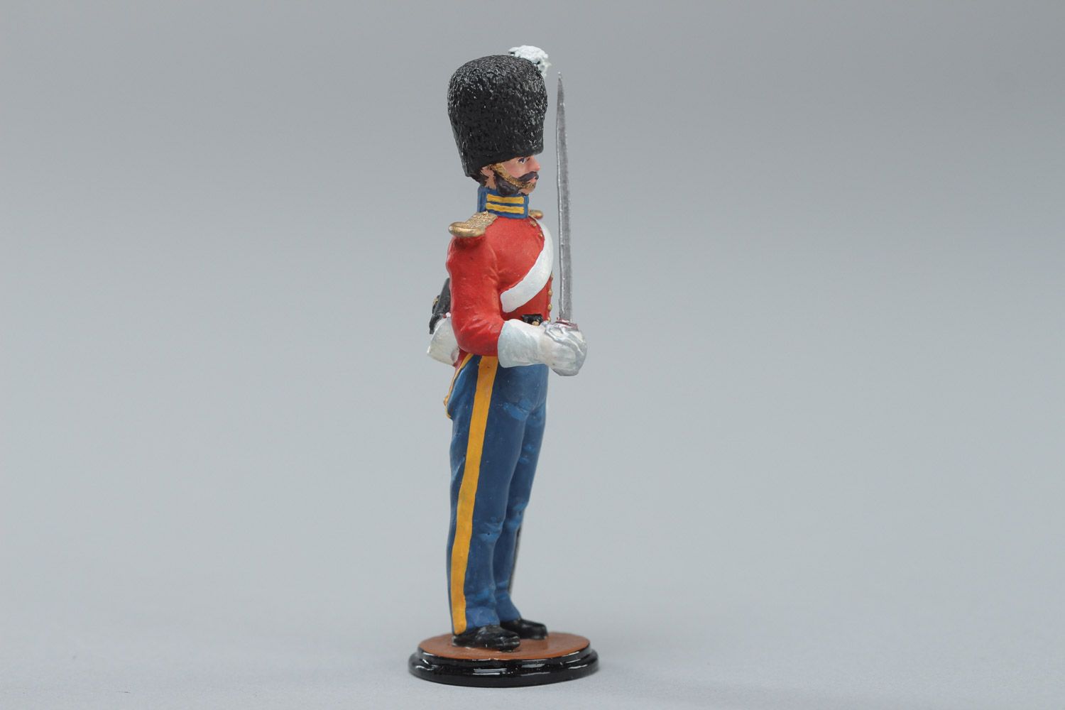 Handmade painted miniature tin figurine of soldier of Royal Scots Greys regiment photo 3