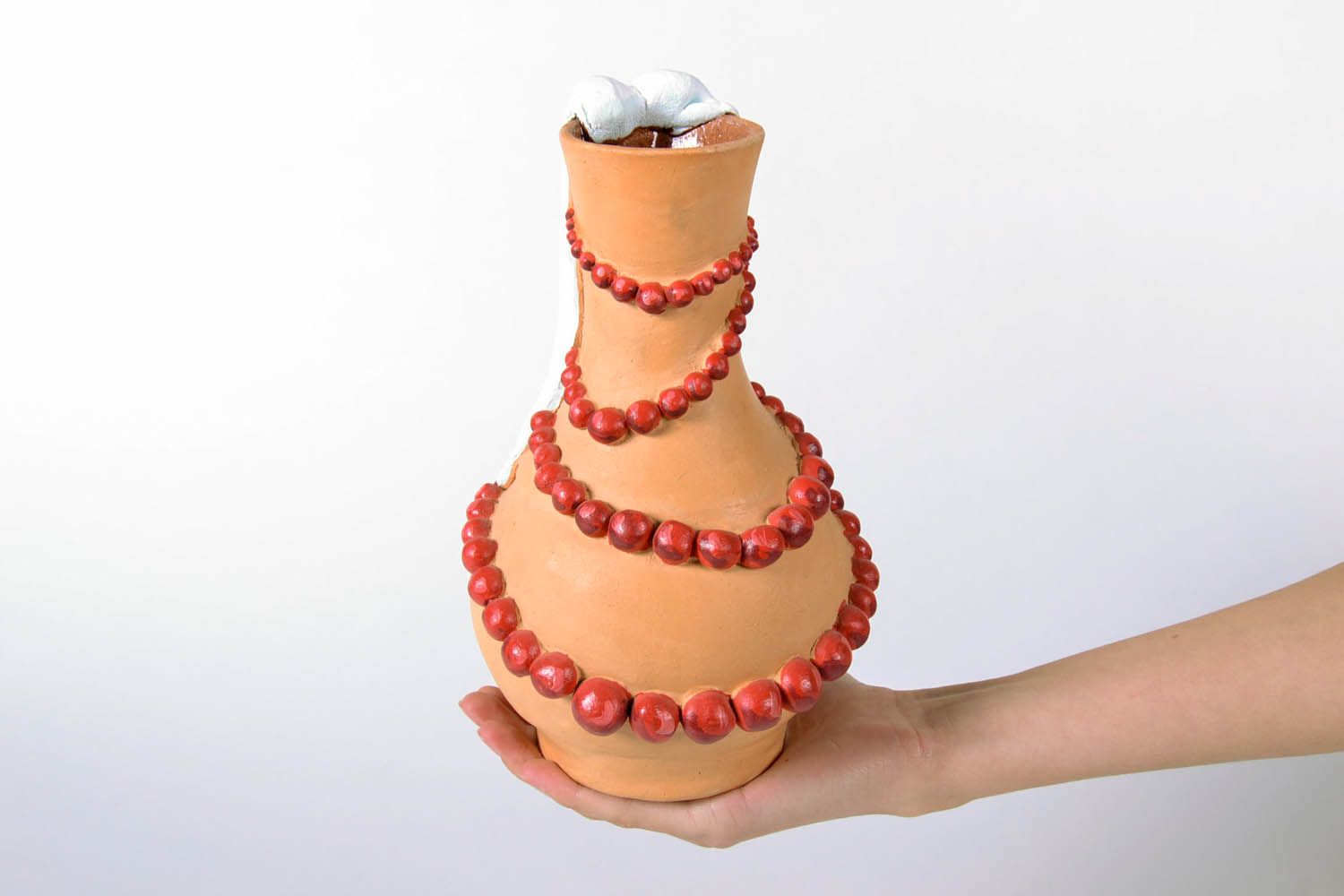 9 inches tall terracotta decor vase with molded red beaded necklace 2 lb photo 5