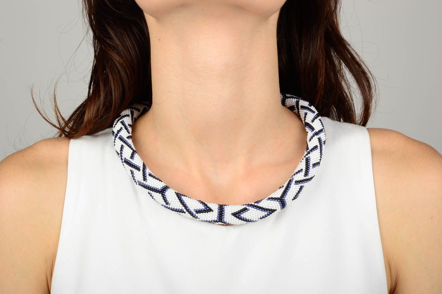 Collar de abalorios hecho a mano adorno para el cuello accesorio de mujer  foto 5