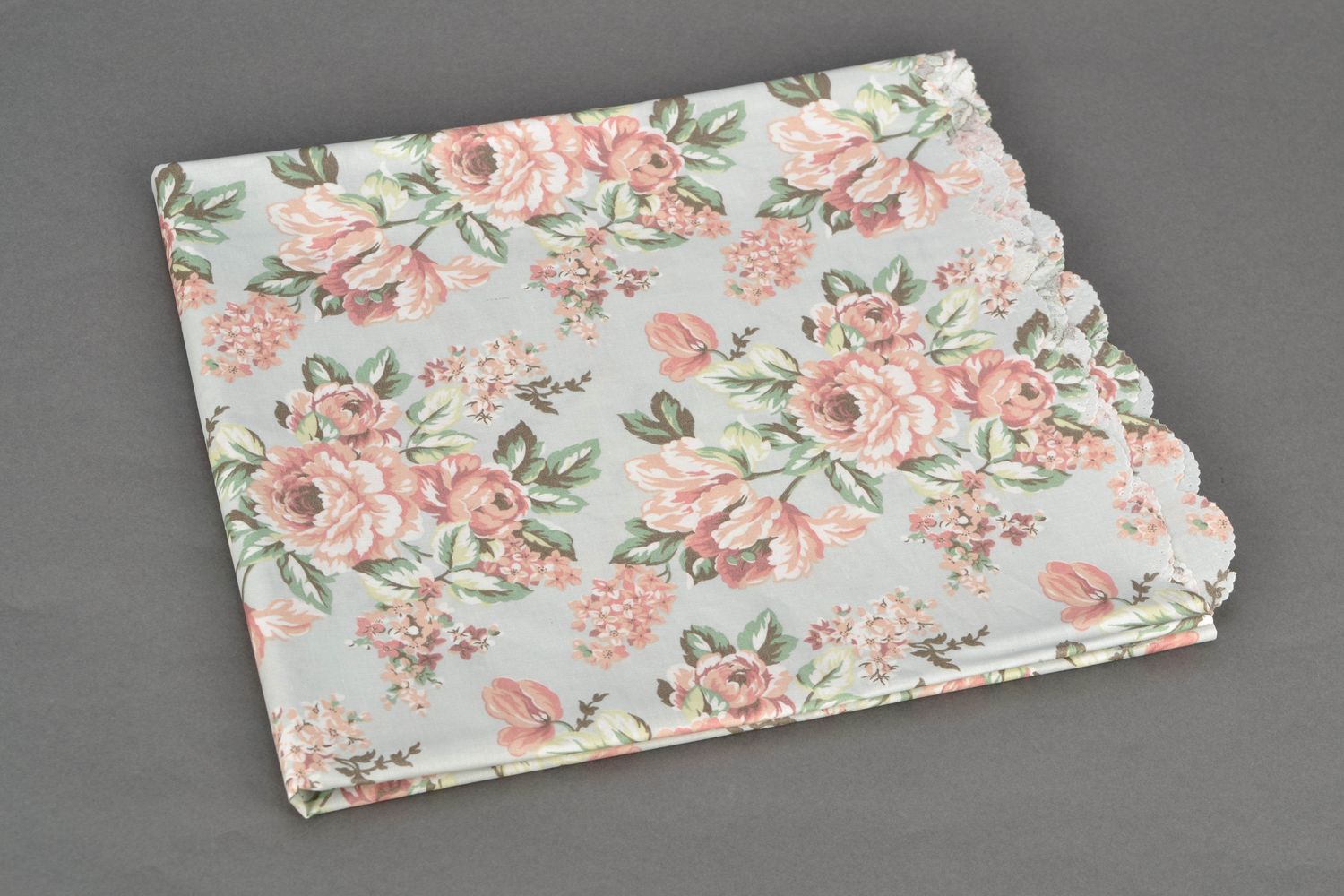 Mantel de tela con estampado floral foto 4