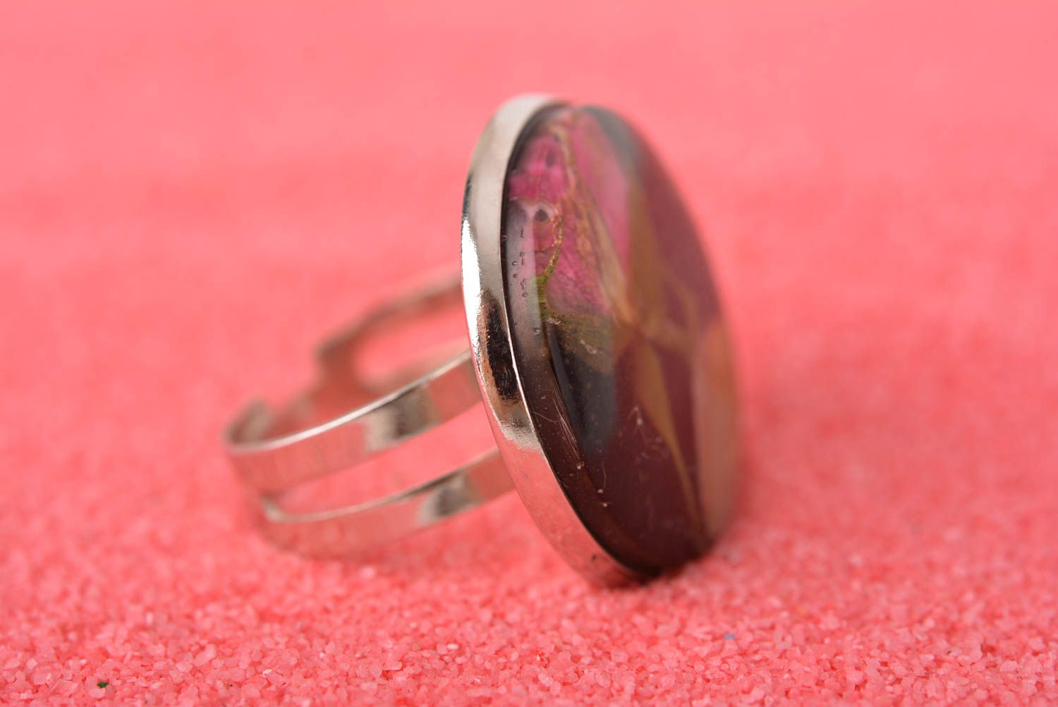 Кольцо ручной работы кольцо из эпоксидной смолы женское кольцо с розой фото 2