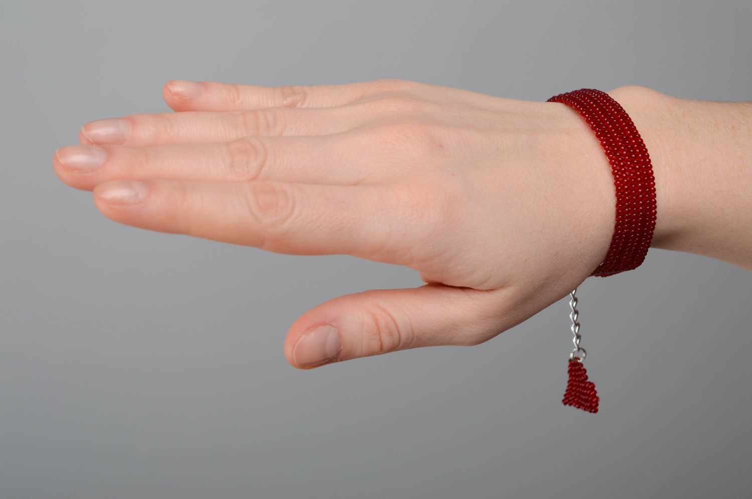 Bracelet en perles de rocailles rouge foncé fait main photo 3