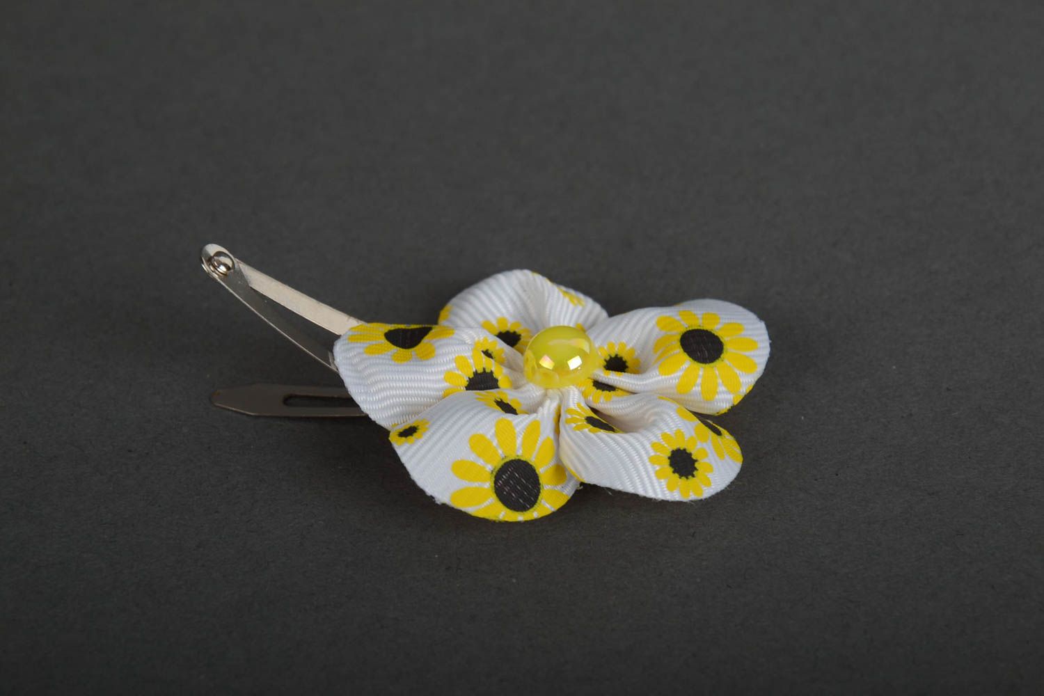 Decorative metal hair clip with small white and yellow ribbon flower with bead  photo 2