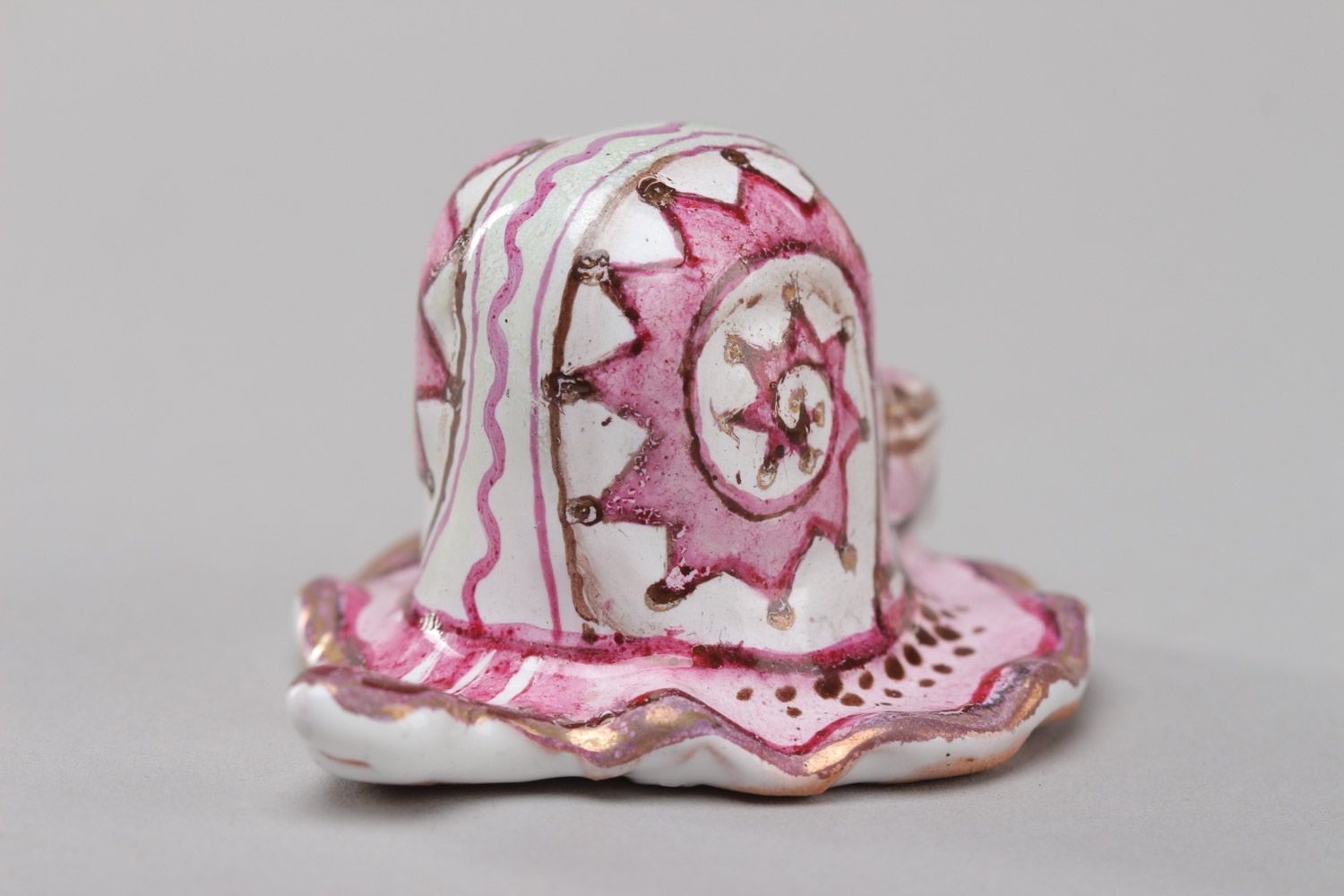 Необычная статуэтка в виде улитки из глины расписная ручной работы розовая фото 4