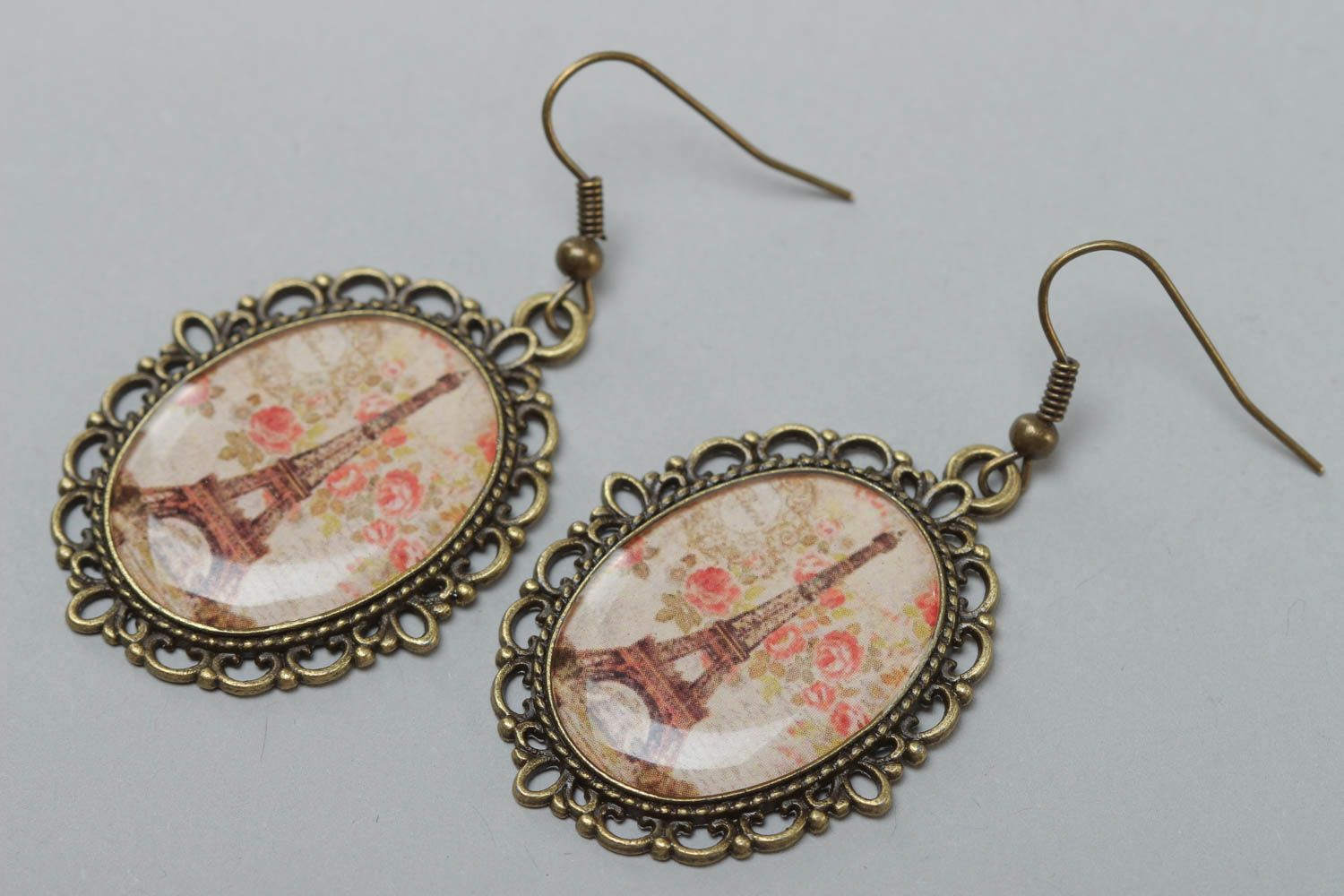 Handmade earrings made of glass glaze on the basis of openwork metal fittings photo 2