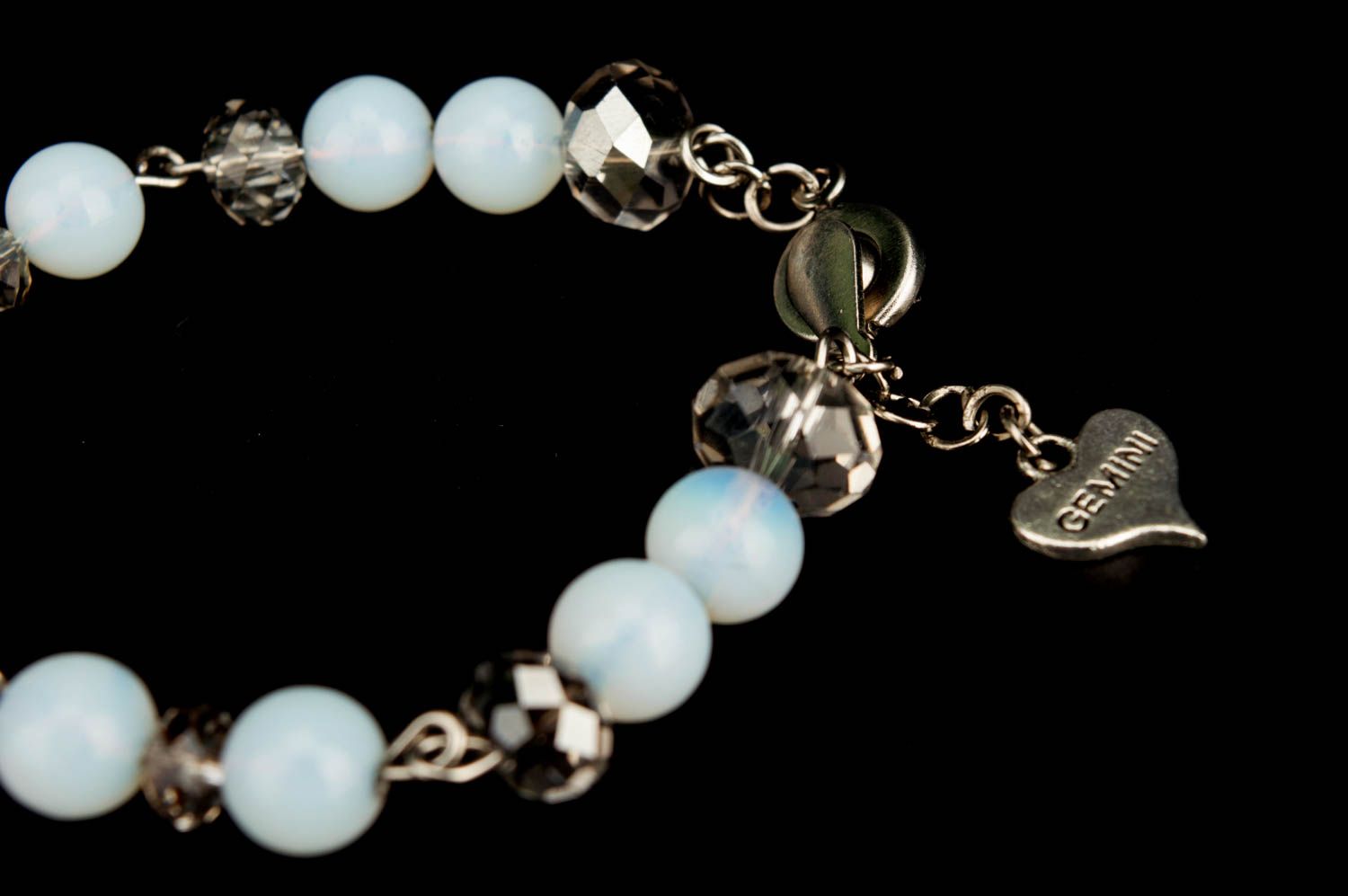 Transparent beads adjustable bracelet with heart shape charm for women photo 5