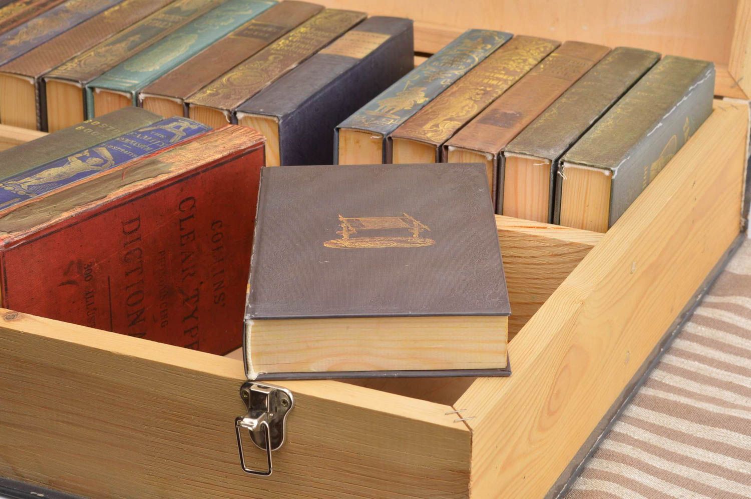 Handmade book box unique gift decorative items jewelry box handmade presents   photo 1