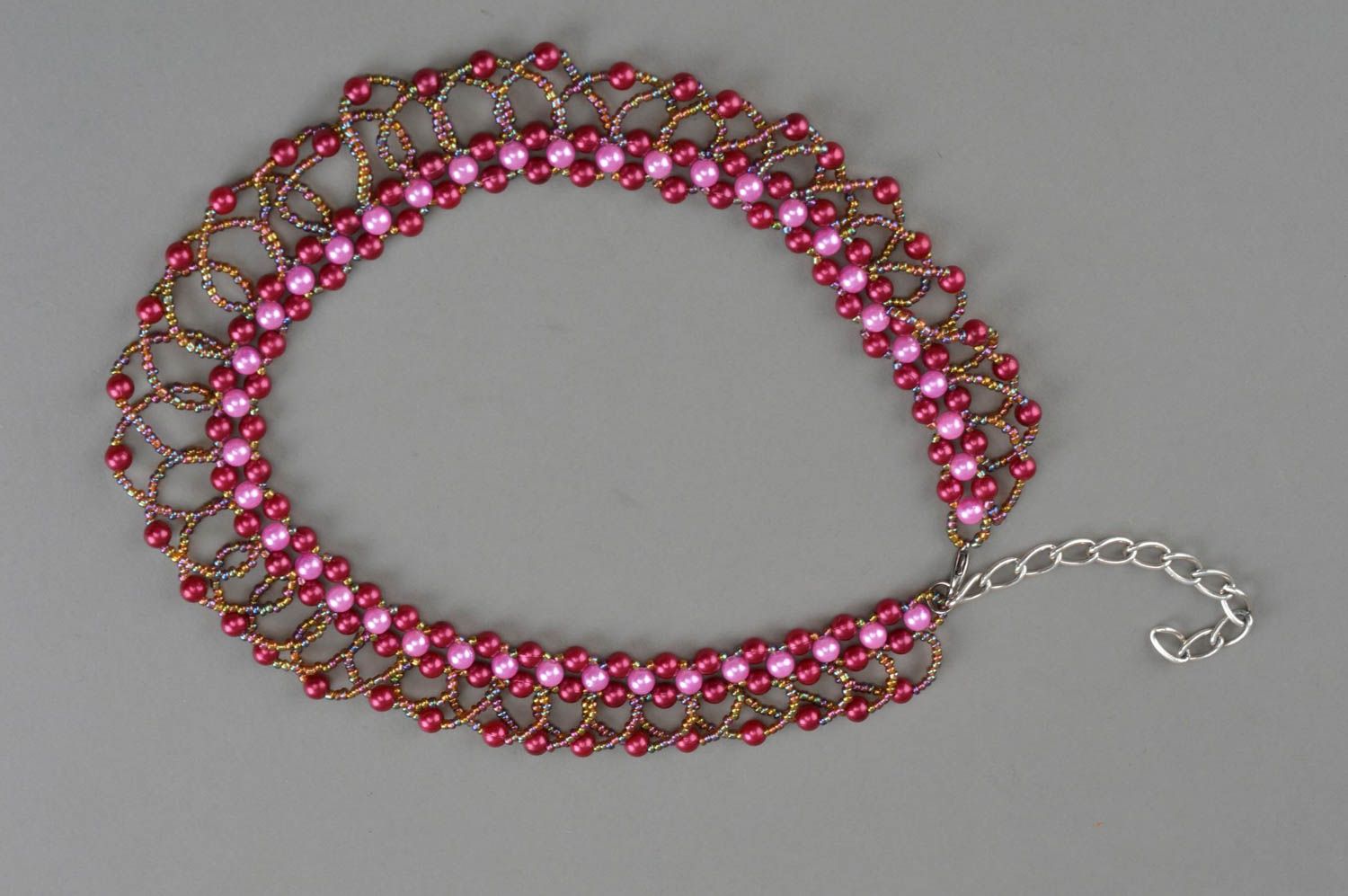 Ожерелье из бисера с бусинами плетеное ручной работы оригинальное Вишневый сад фото 2