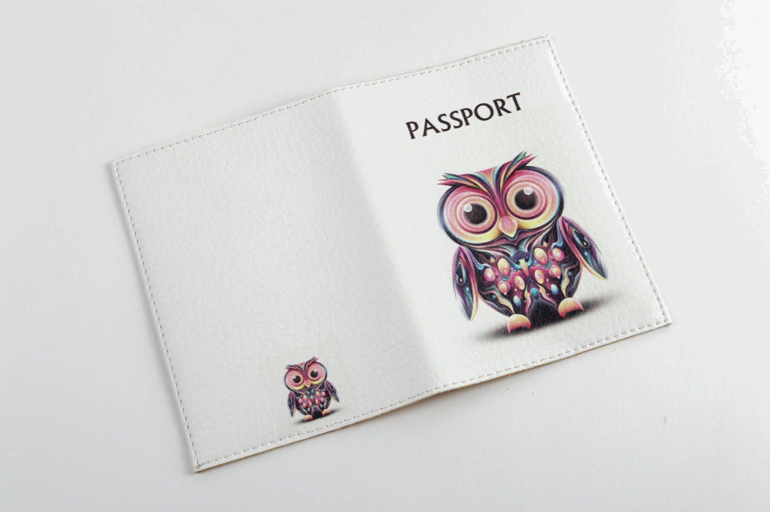 Estuche para pasaporte hecho a mano artesanía en cuero regalo original Búho foto 4