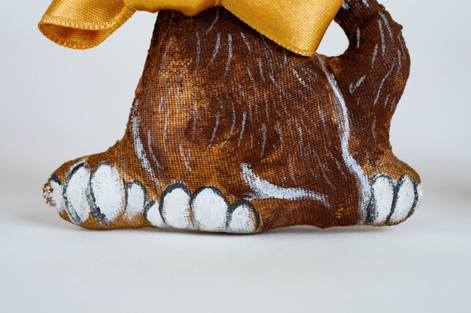 Мягкая игрушка кошка из ткани ручной работы ароматизированная с петелькой фото 3