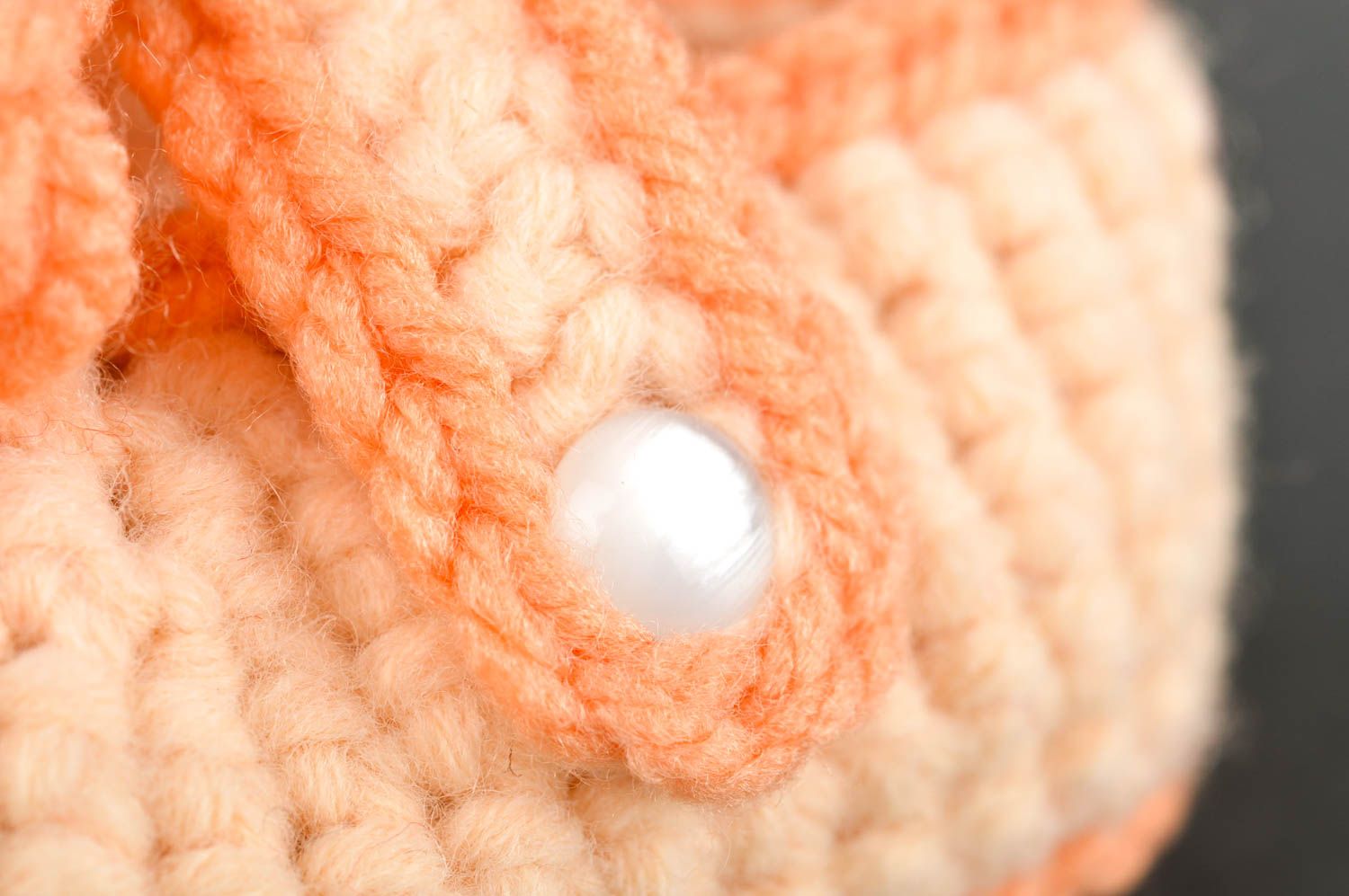 Chaussons de bébé au crochet faits main couleur pêche Vêtement bébé fille photo 4