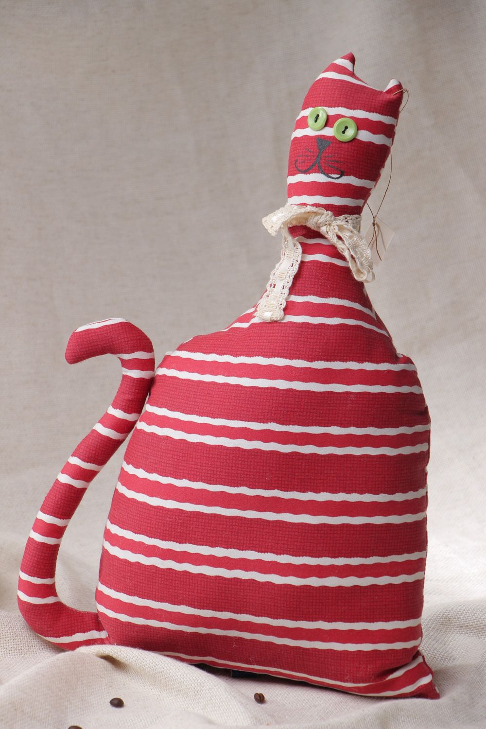 Интерьерная игрушка-подушка из хлопковой ткани в виде красного полосатого кота фото 5