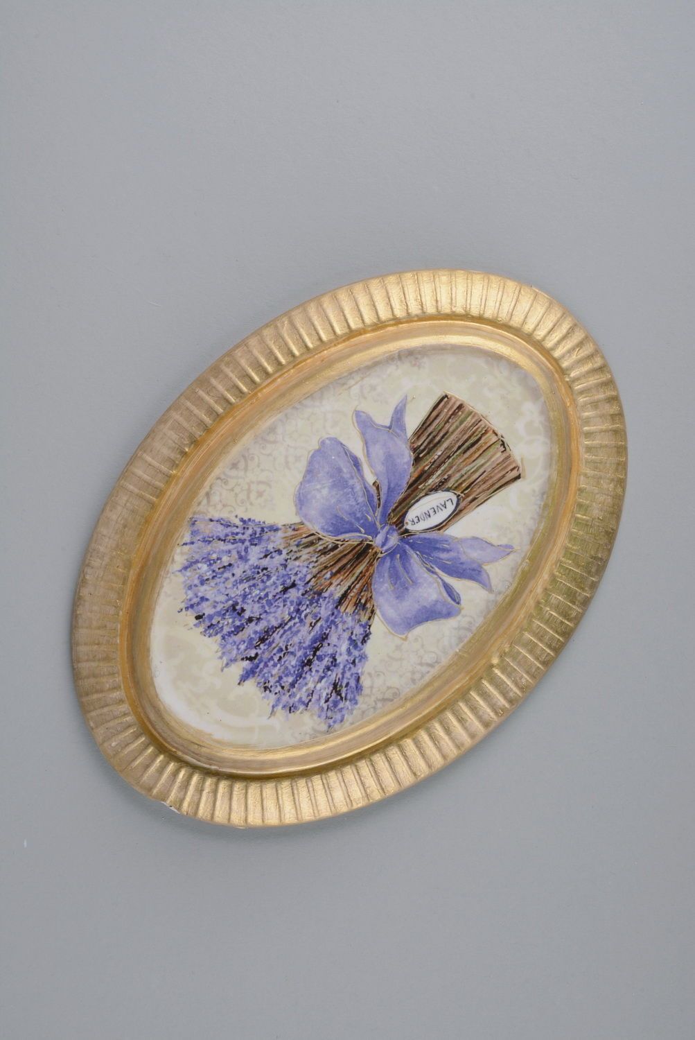 Wandbild aus Gips Lavenderstrauß mit Schleife foto 1
