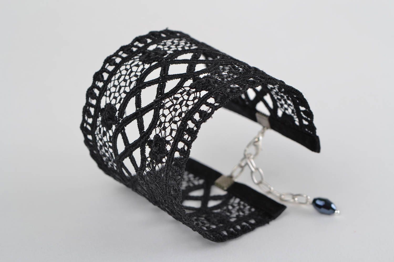 Beautiful designer women's black lace bracelet evening jewelry photo 3