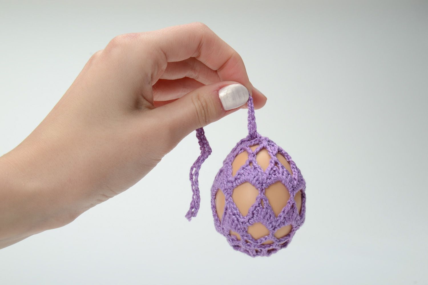 Homemade lilac interior pendant Easter egg woven over with threads photo 5