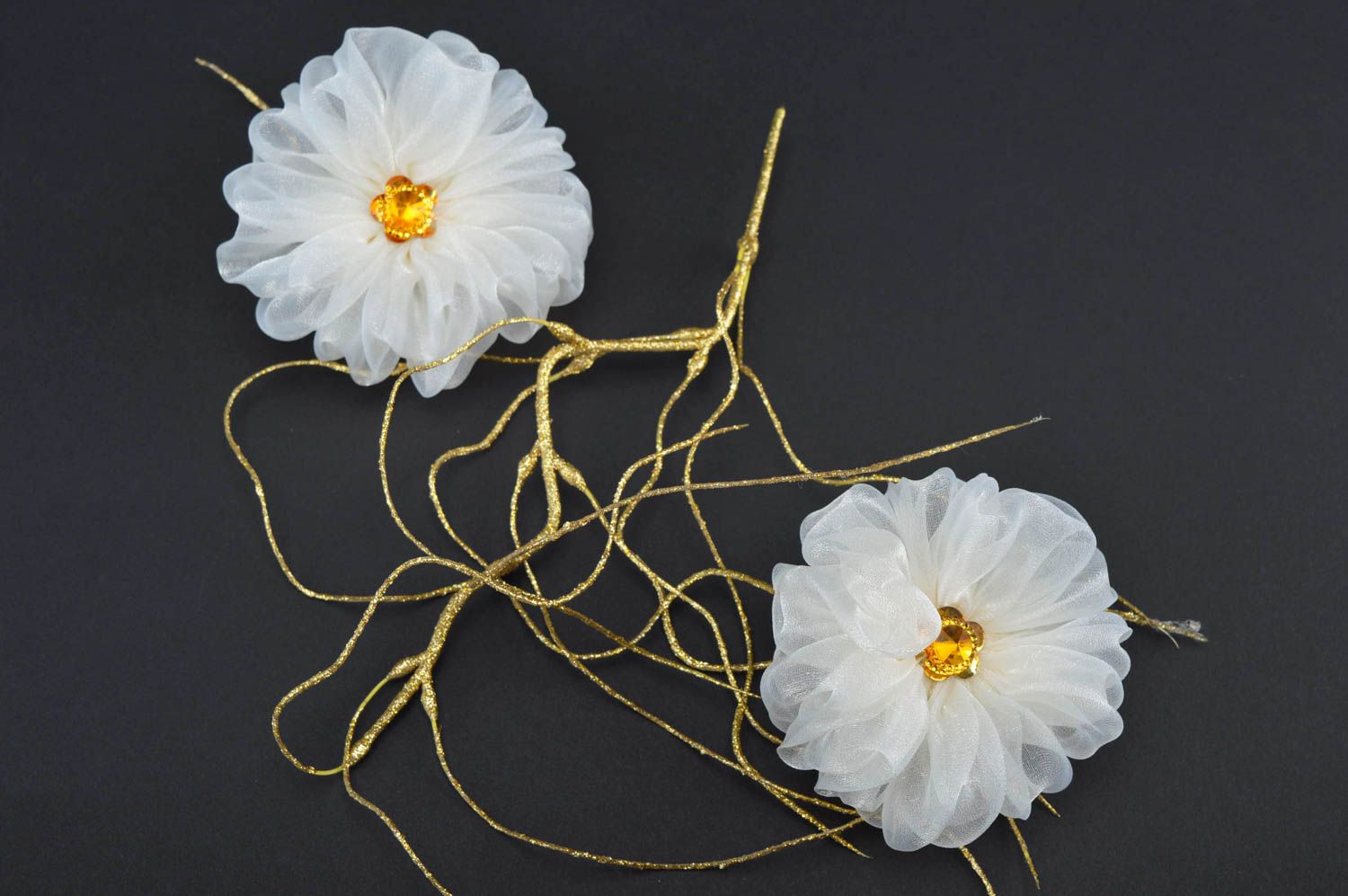Handmade Blumen Haargummis Accessoires für Haare Kinder Haargummis in Weiß grell foto 1