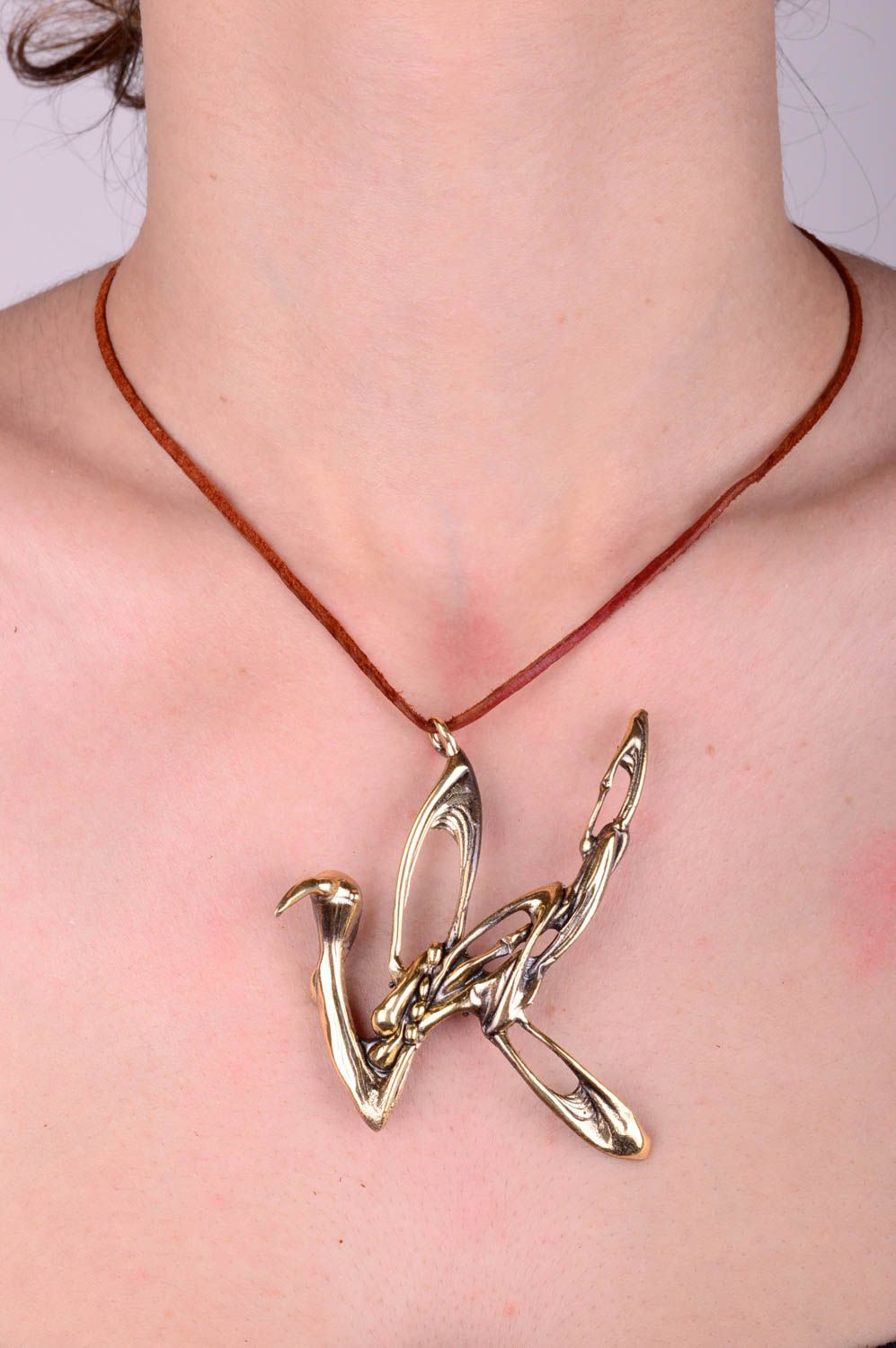 Beautiful handmade brass pendant metal neck pendant handcrafted jewelry photo 3