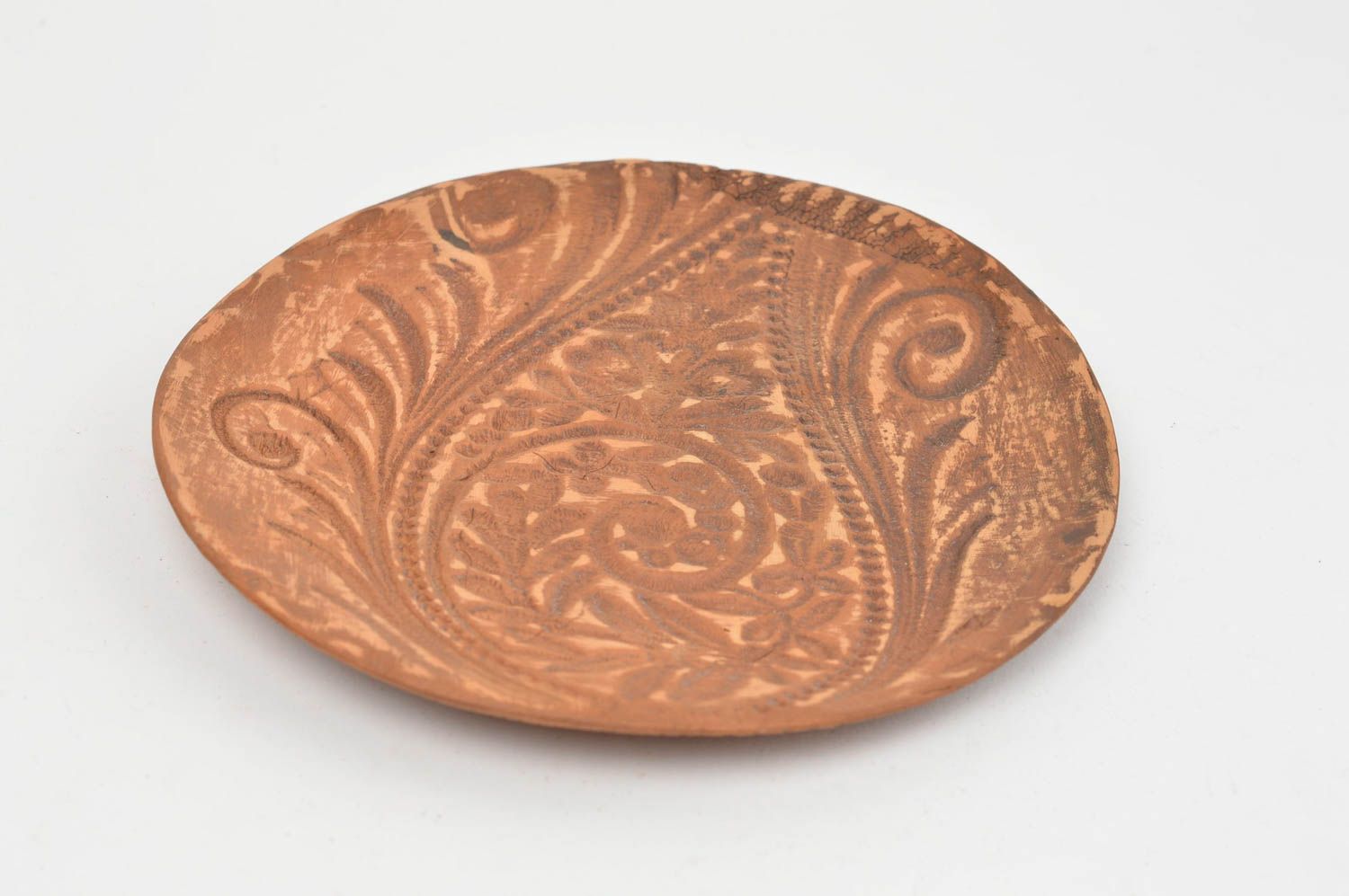 Origineller runder brauner kleiner Ton Teller mit Muster handmade Öko Geschirr foto 2