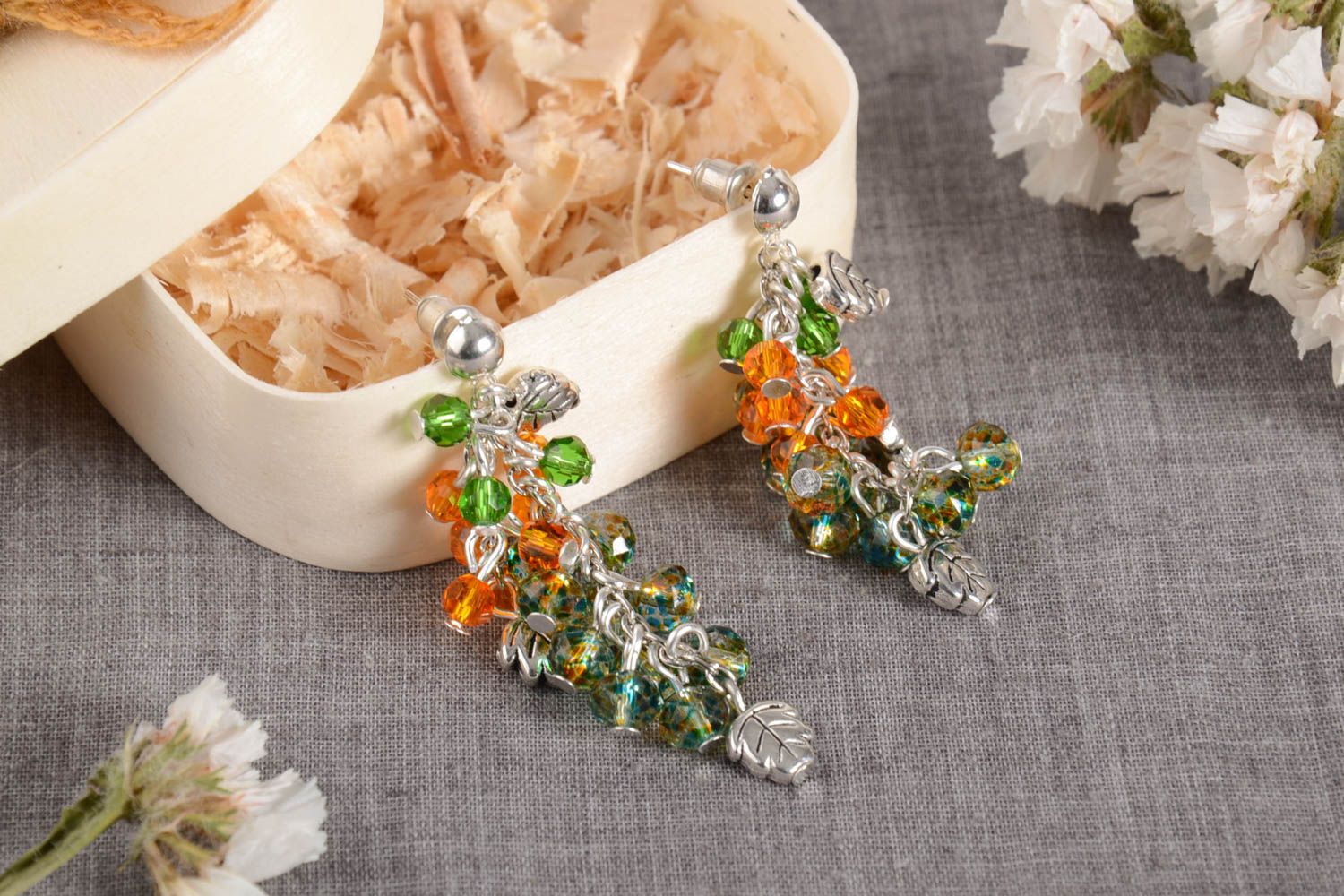 Stylish handmade beaded earrings fashion accessories crystal bead earrings photo 1