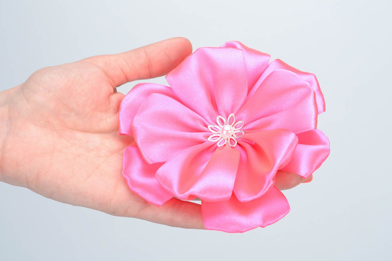 Handmade pink kanzashi satin ribbon flower hair tie photo 2