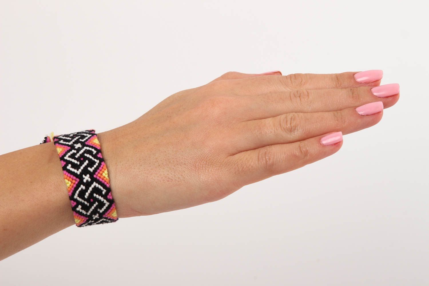 Bracelet fantaisie Bijou fait main tressé en fils joli design Cadeau femme photo 5