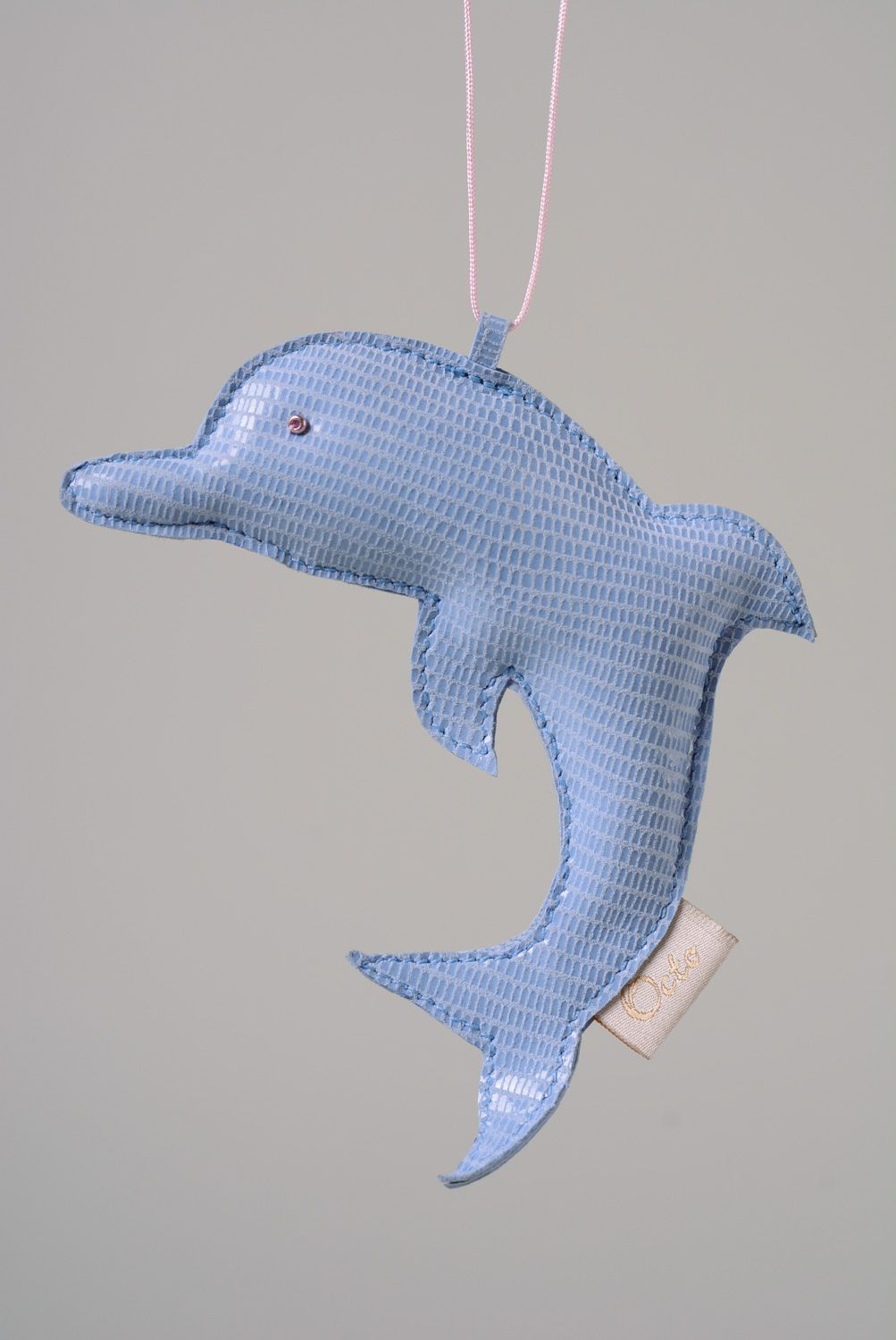 Colgante de cuero hecho a mano accesorio para bolso Delfín azul foto 1