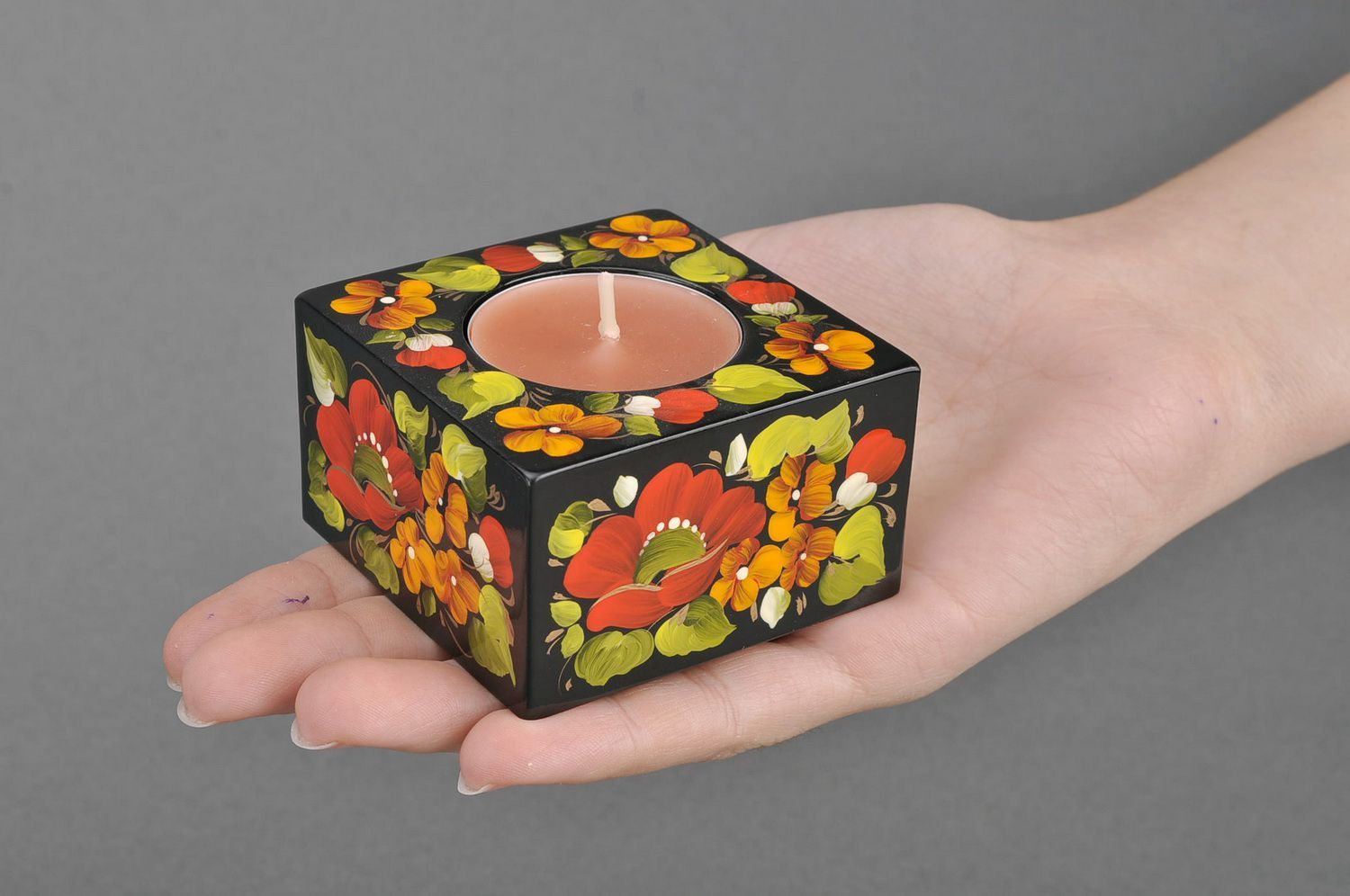 Quadratischer Kerzenständer aus Holz Dreifaltigkeitsblume foto 5