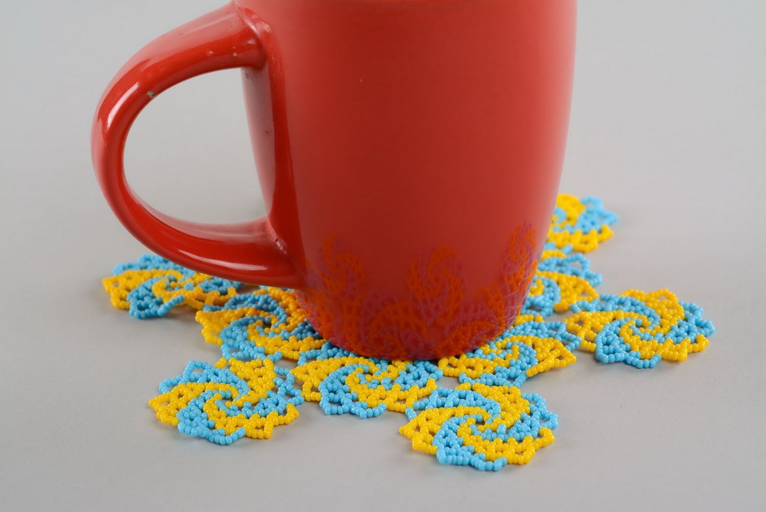Decorative napkin made of beads photo 5