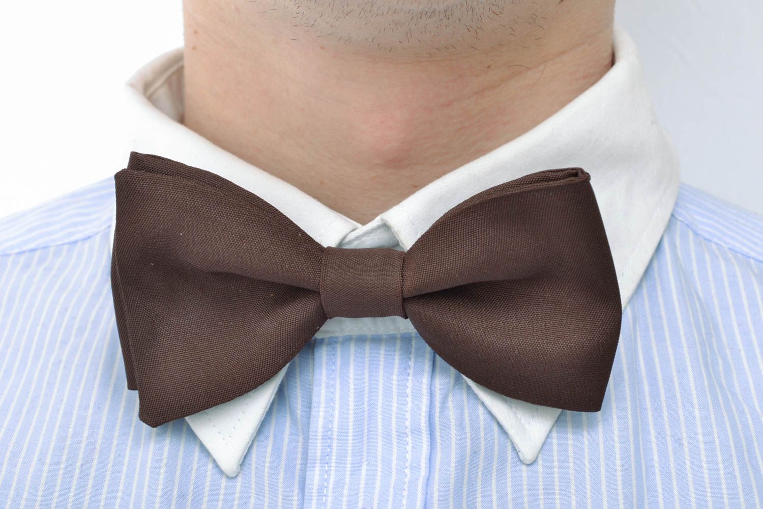 Unusual bow tie of brown color photo 5