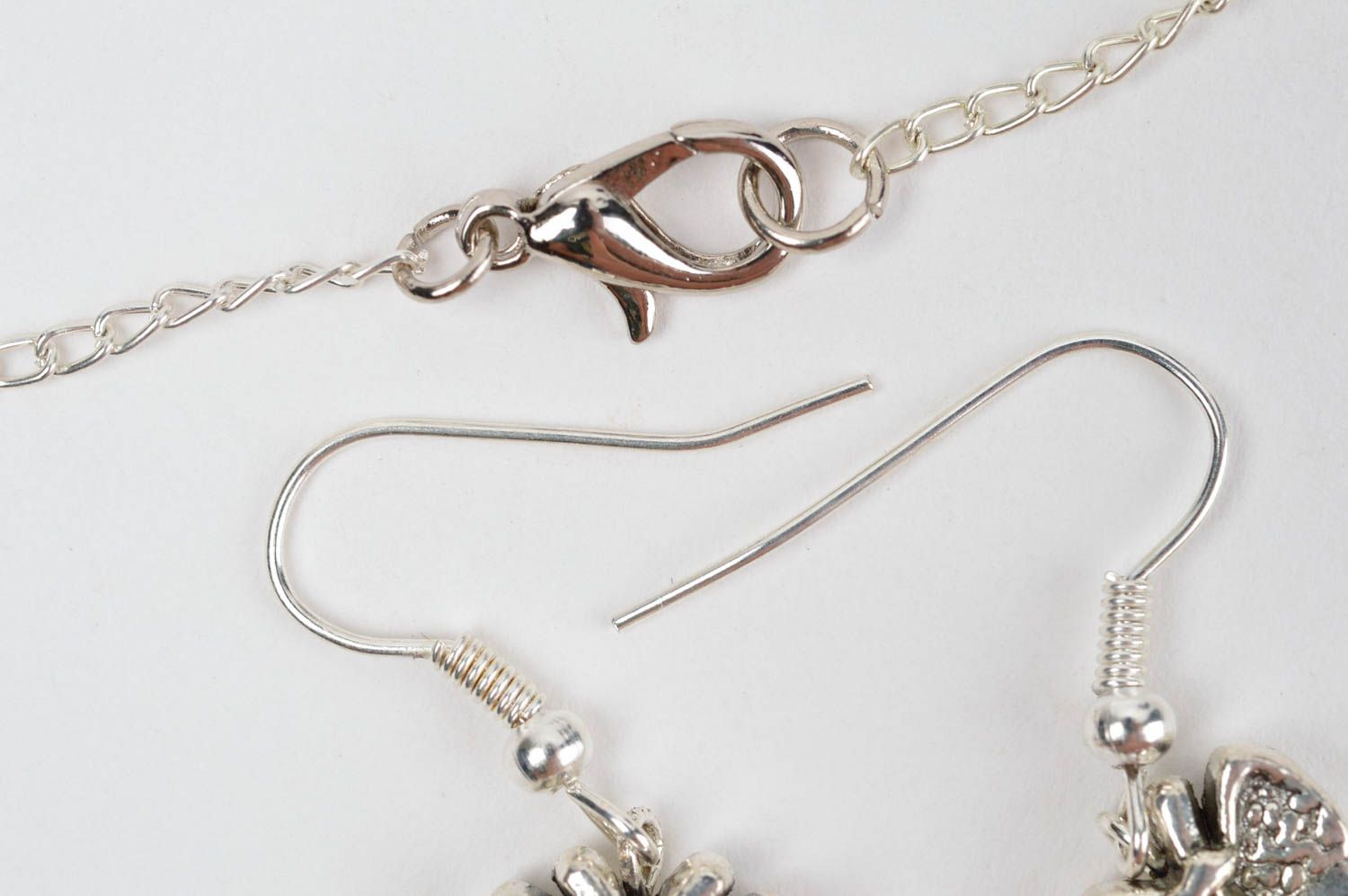 Stylish handmade jewelry set glass pendant glass earrings fashion accessories photo 4